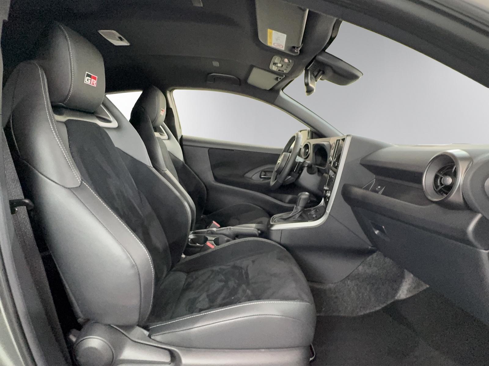 TOYOTA GR Yaris 1.6 Turbo Sport 4x4-image-7