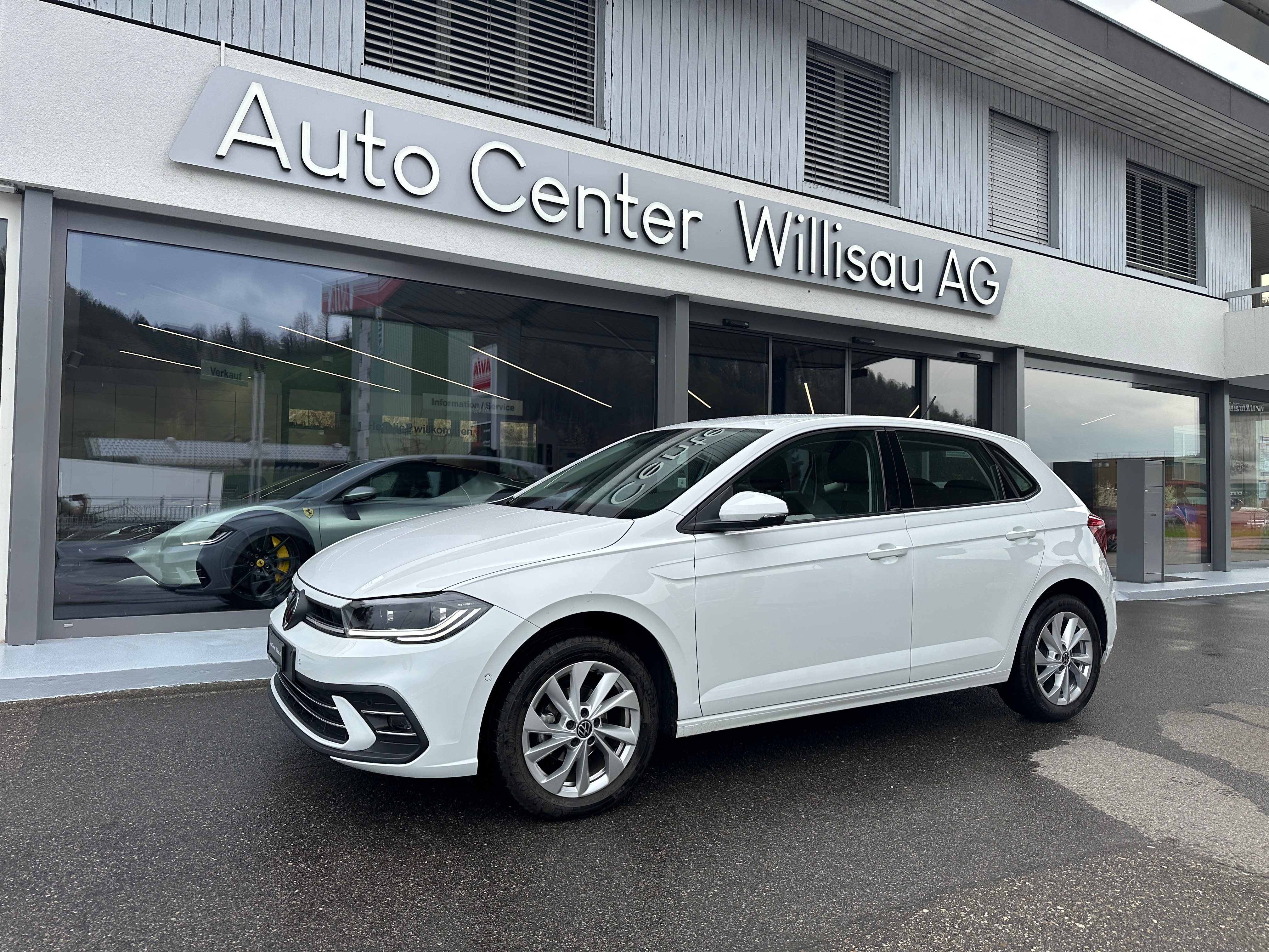 Car photo
