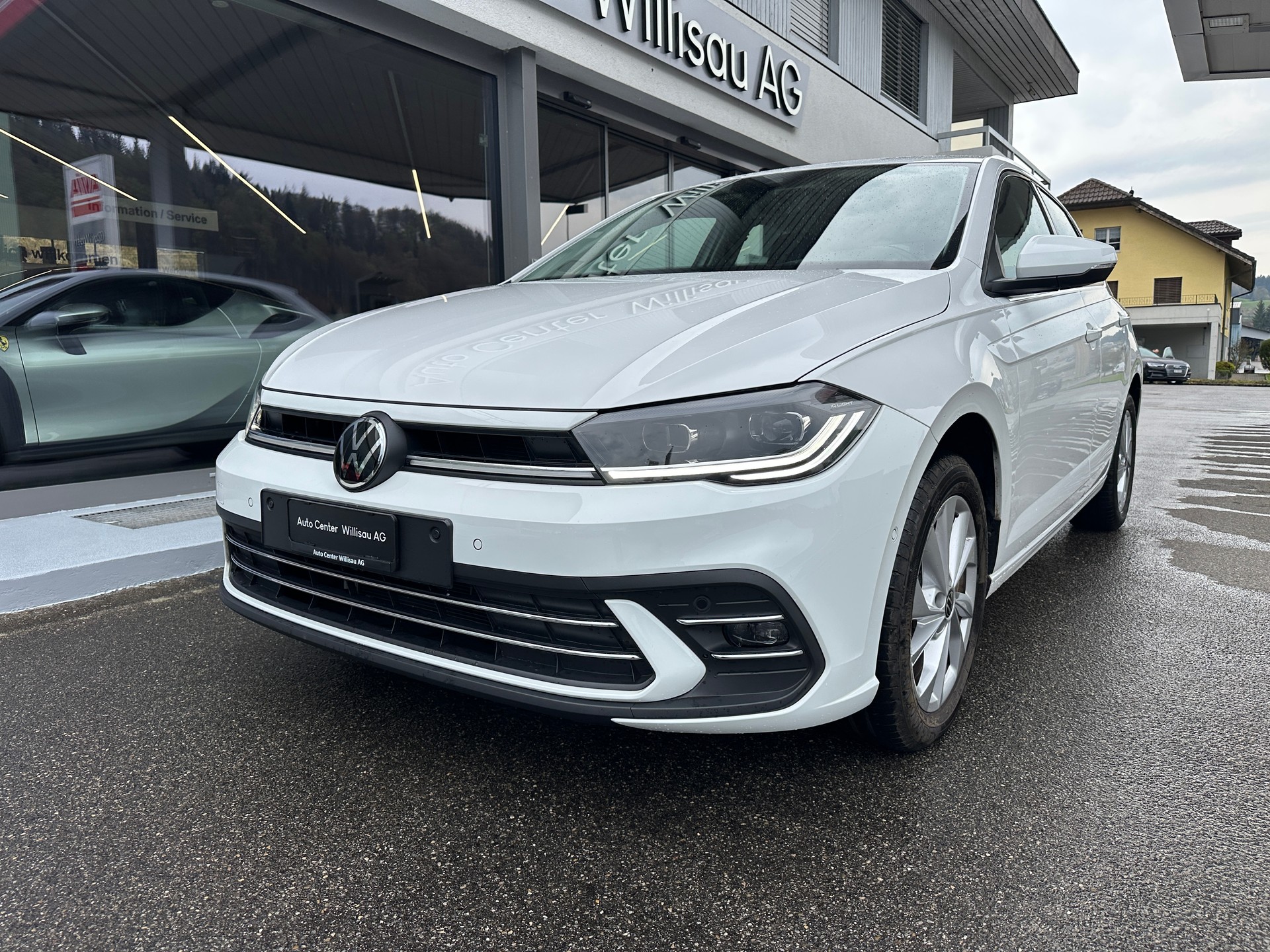 VW Polo 1.0 TSI Style-image-2