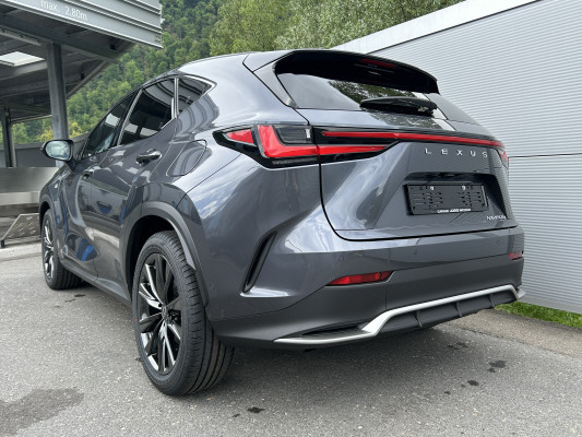 LEXUS NX 450h+ E-FOUR F Sport-image-3