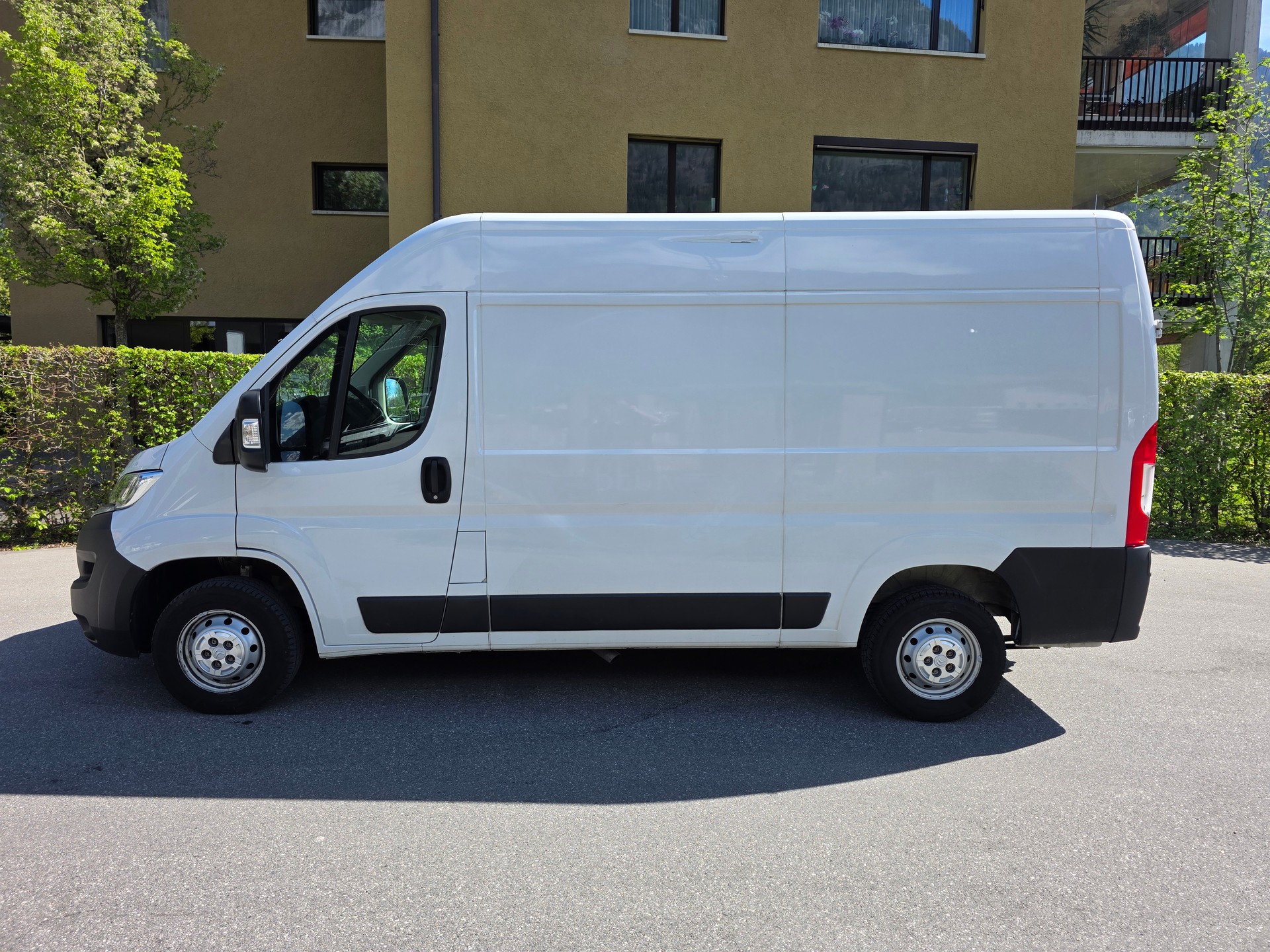 CITROEN Jumper 35 2.2 BlueHDi 140 Club L3H2-image-1