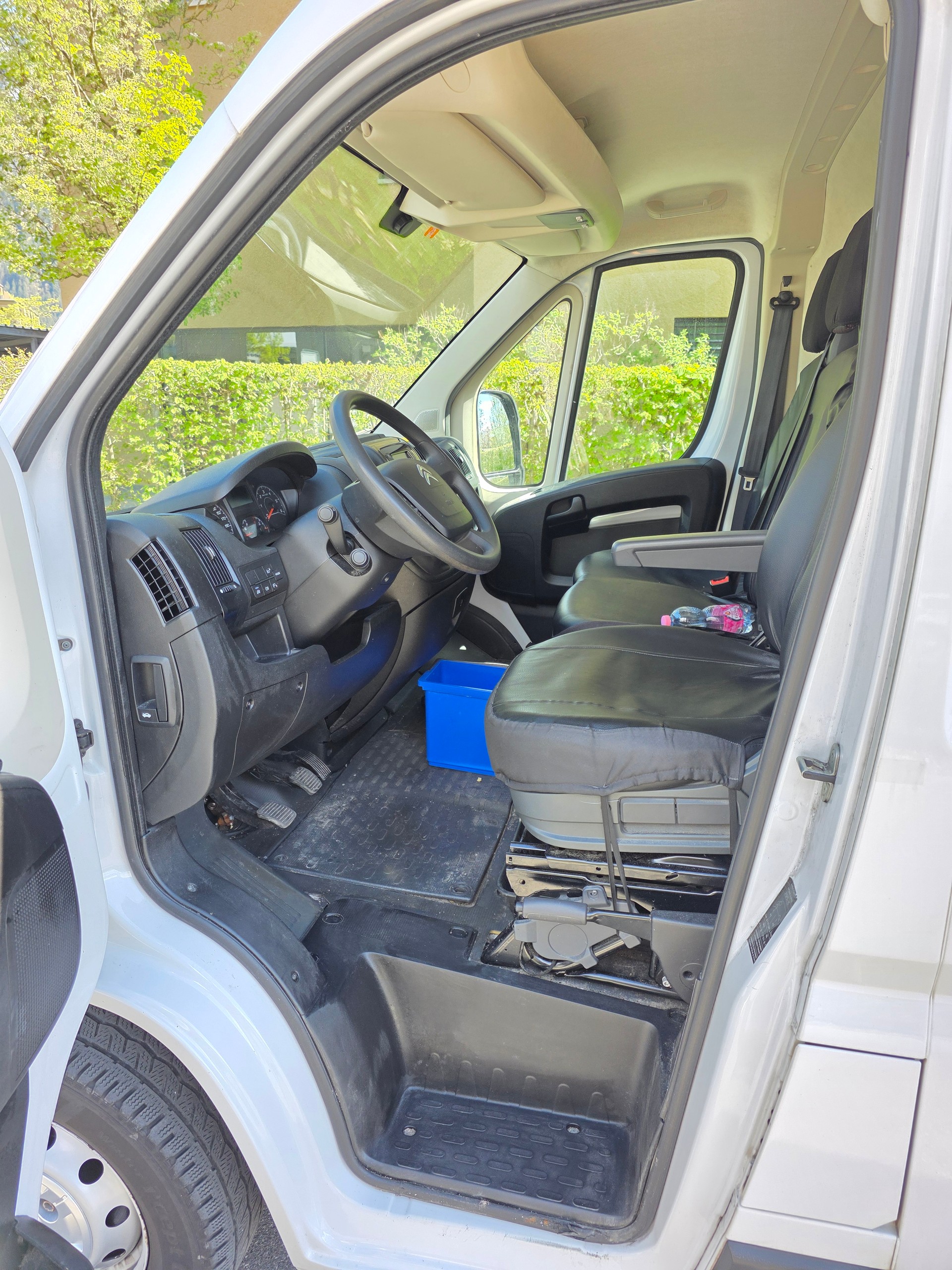 CITROEN Jumper 35 2.2 BlueHDi 140 Club L3H2-image-9