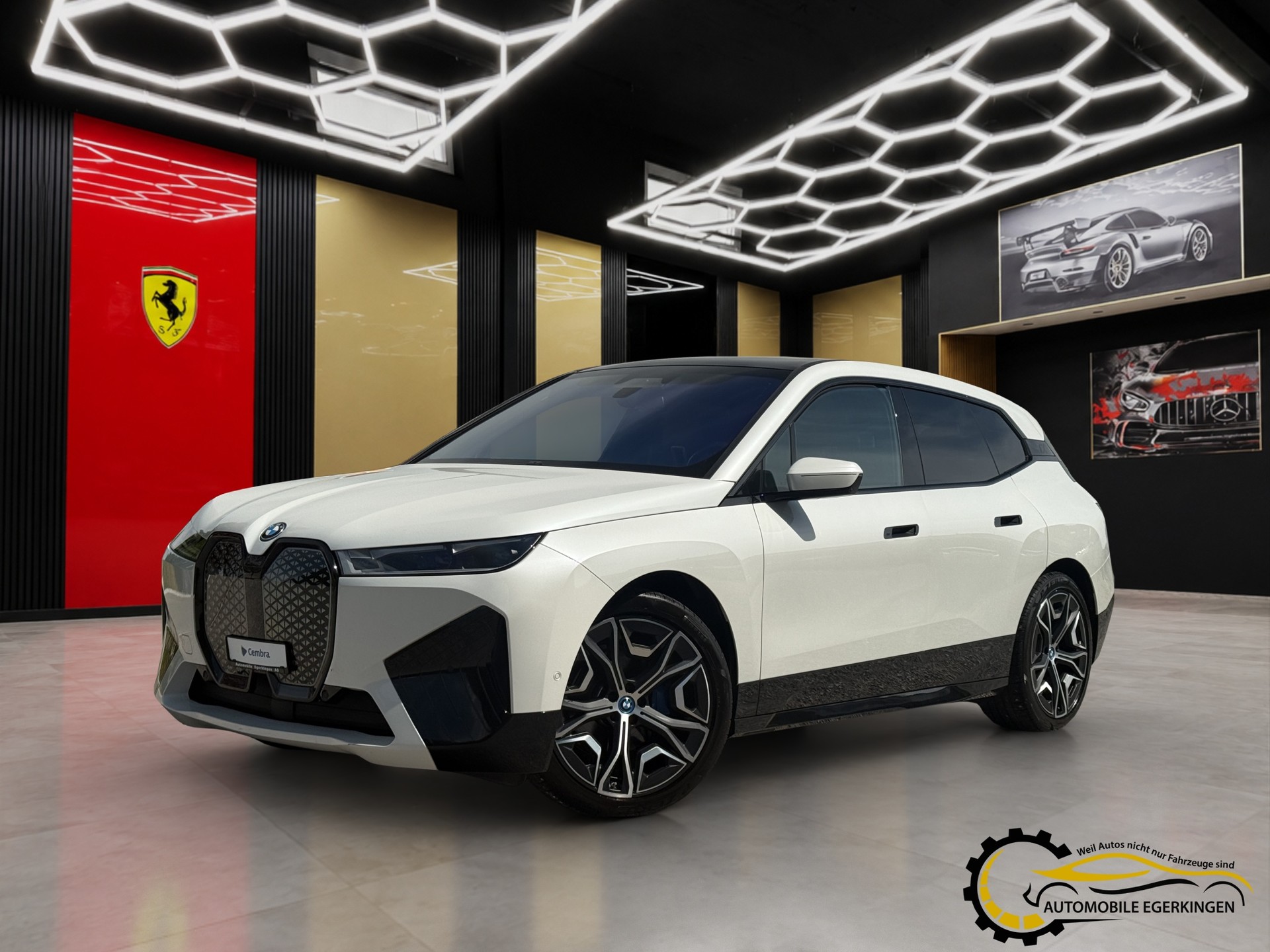 BMW iX xDrive40-image-0