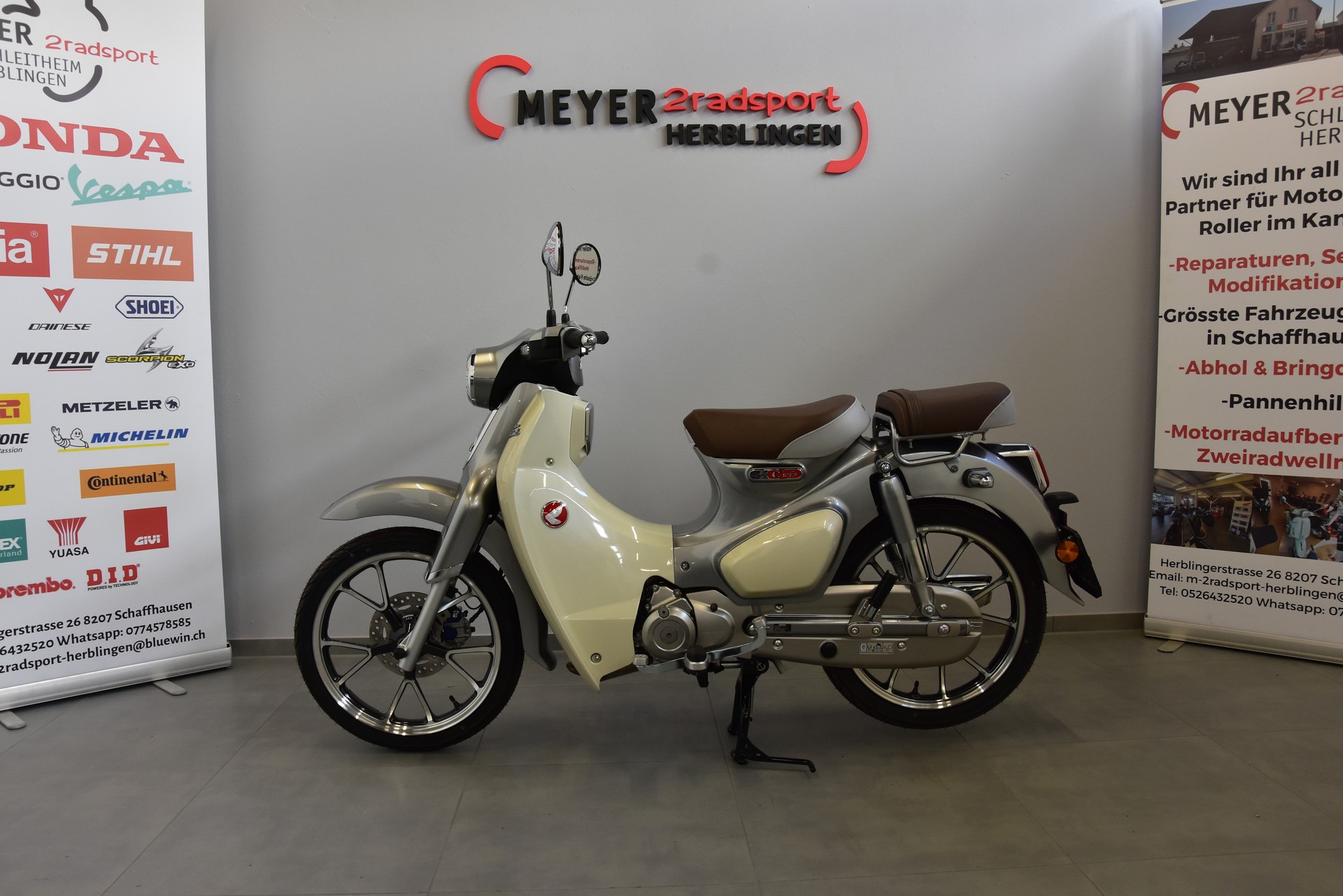 HONDA Super Cub-showroom-element-2
