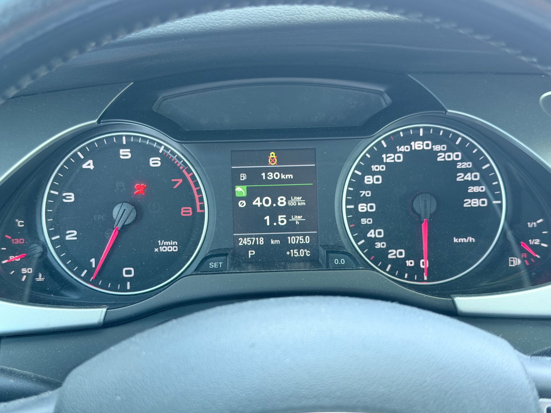 AUDI A4 Avant 1.8 TFSI multitronic-image-10