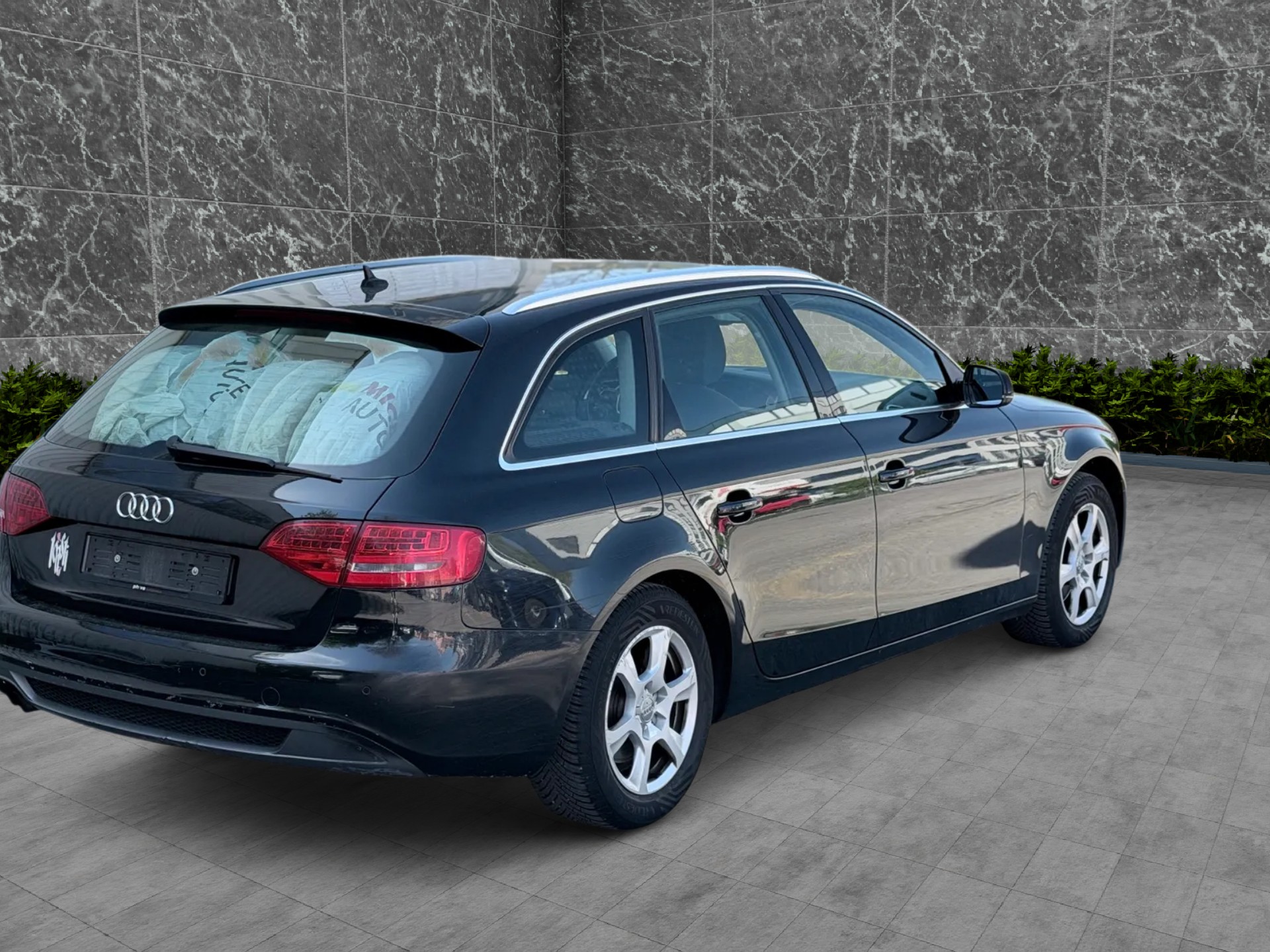 AUDI A4 Avant 1.8 TFSI multitronic-image-3