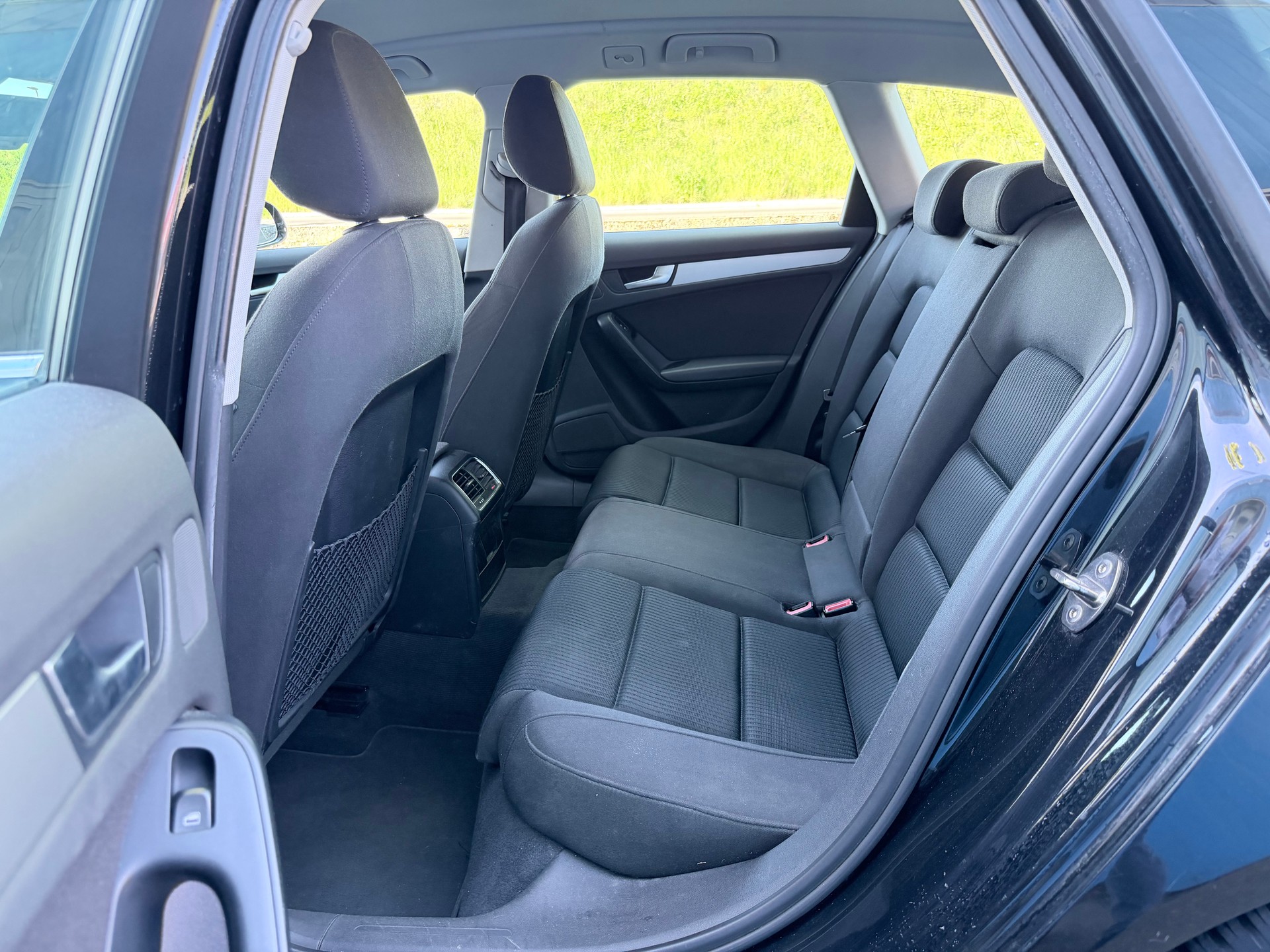 AUDI A4 Avant 1.8 TFSI multitronic-image-7