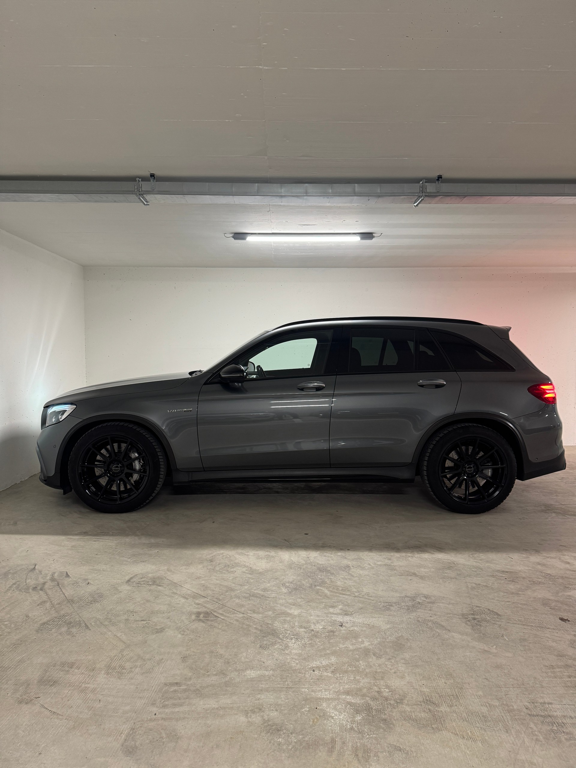 MERCEDES-BENZ GLC 63 AMG 4Matic+ 9G-Tronic *CH*-image-6