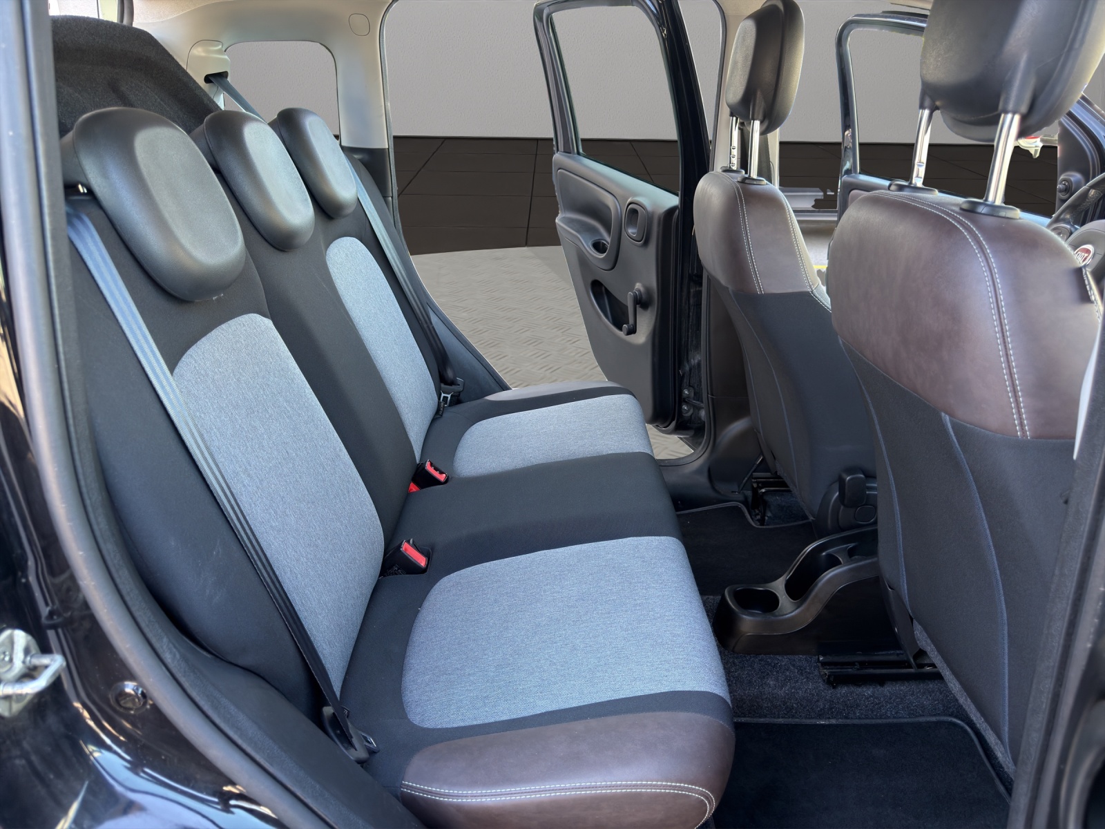 FIAT Panda 0.9 Twinair Turbo Lounge-image-17