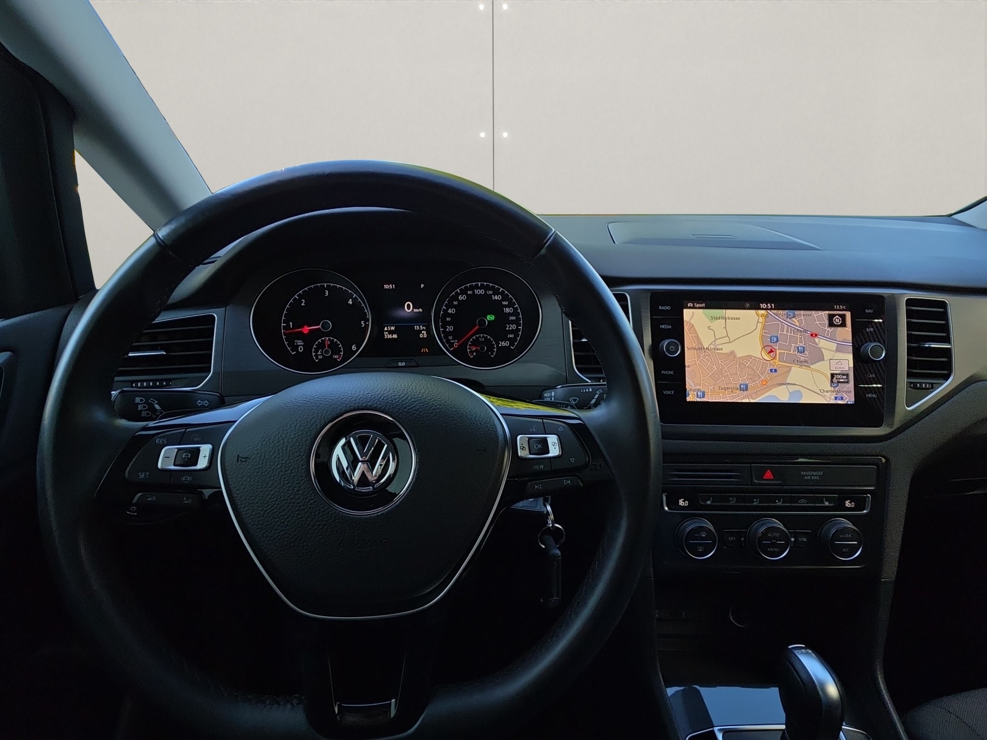VW Golf Sportsvan 1.6 TDI Comfortline DSG-image-15