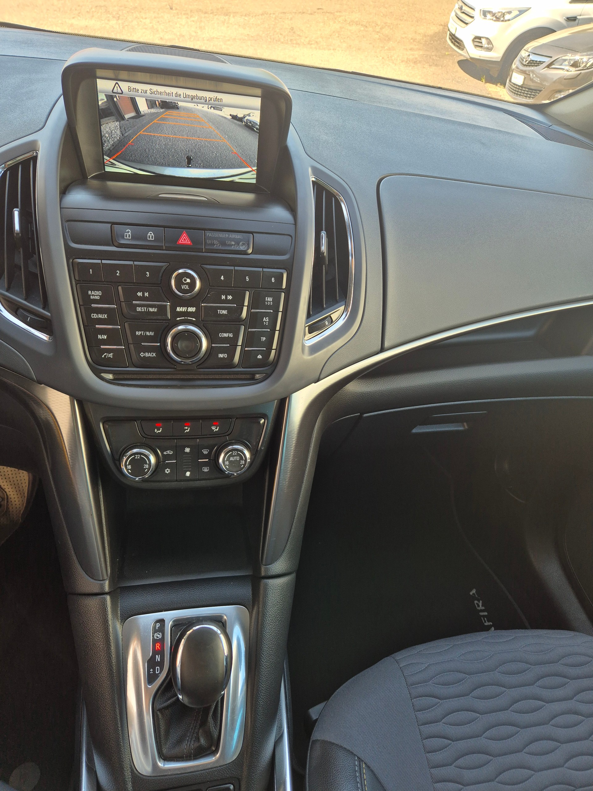 OPEL Zafira Tourer 1.4i 16V Turbo Sport Automatic-image-16