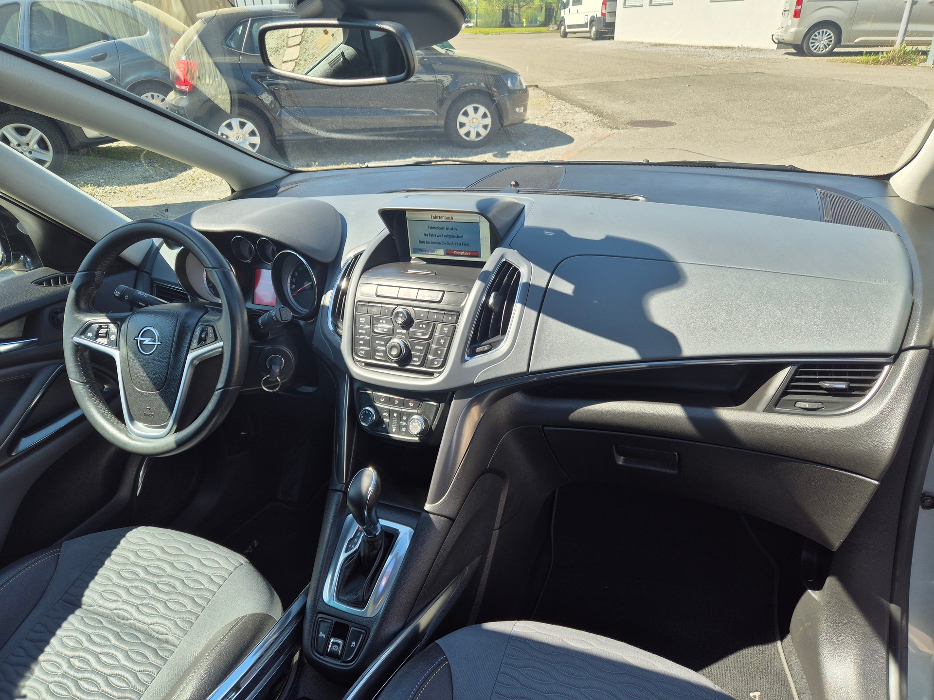 OPEL Zafira Tourer 1.4i 16V Turbo Sport Automatic-image-5