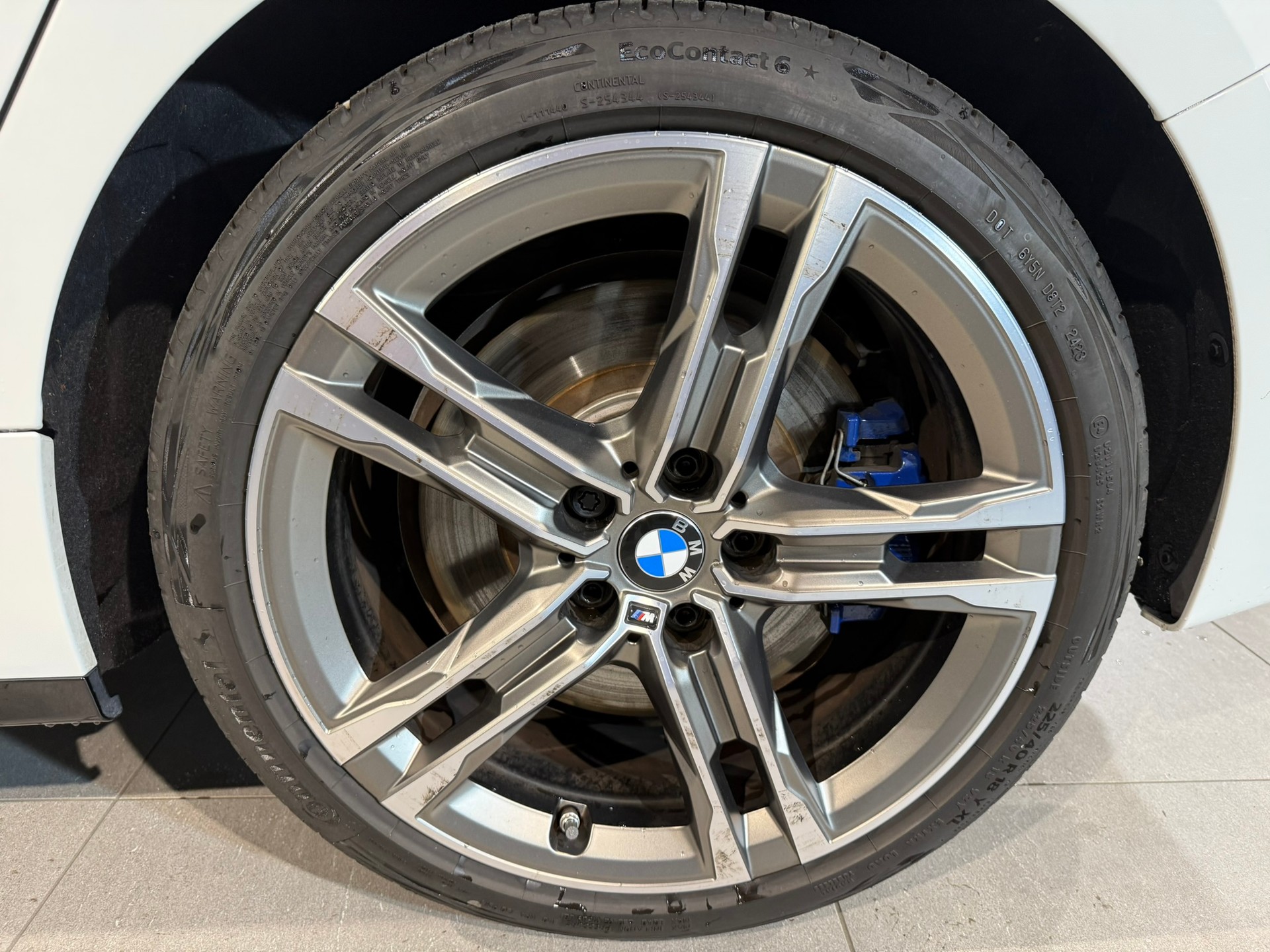 BMW M135i xDrive Steptronic-image-8