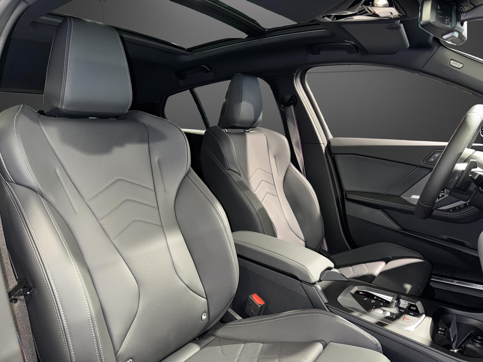 BMW 123 xDrive-image-16
