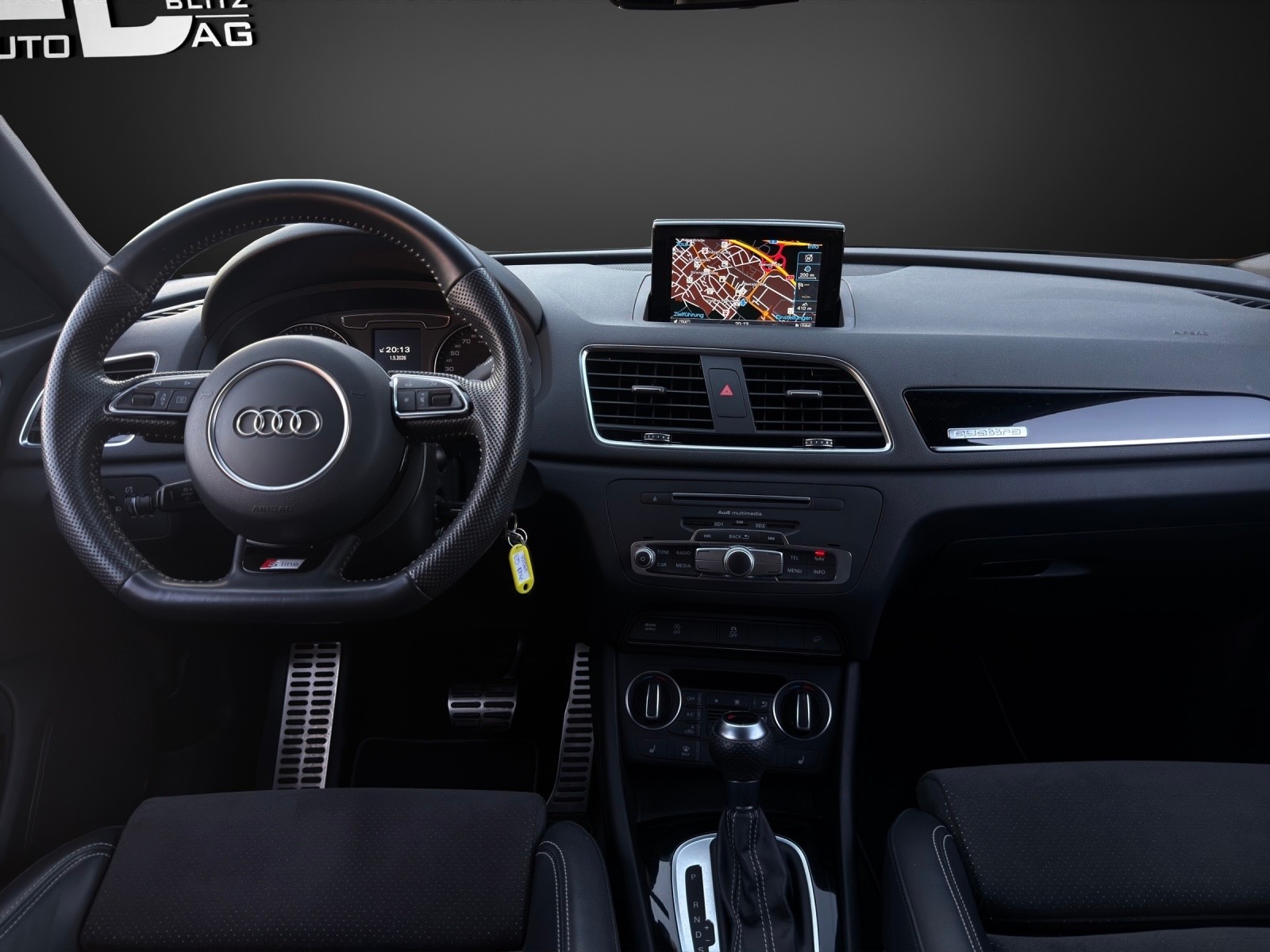 AUDI Q3 2.0 TFSI S-Line sport quattro S-tronic mit 220 PS-image-10