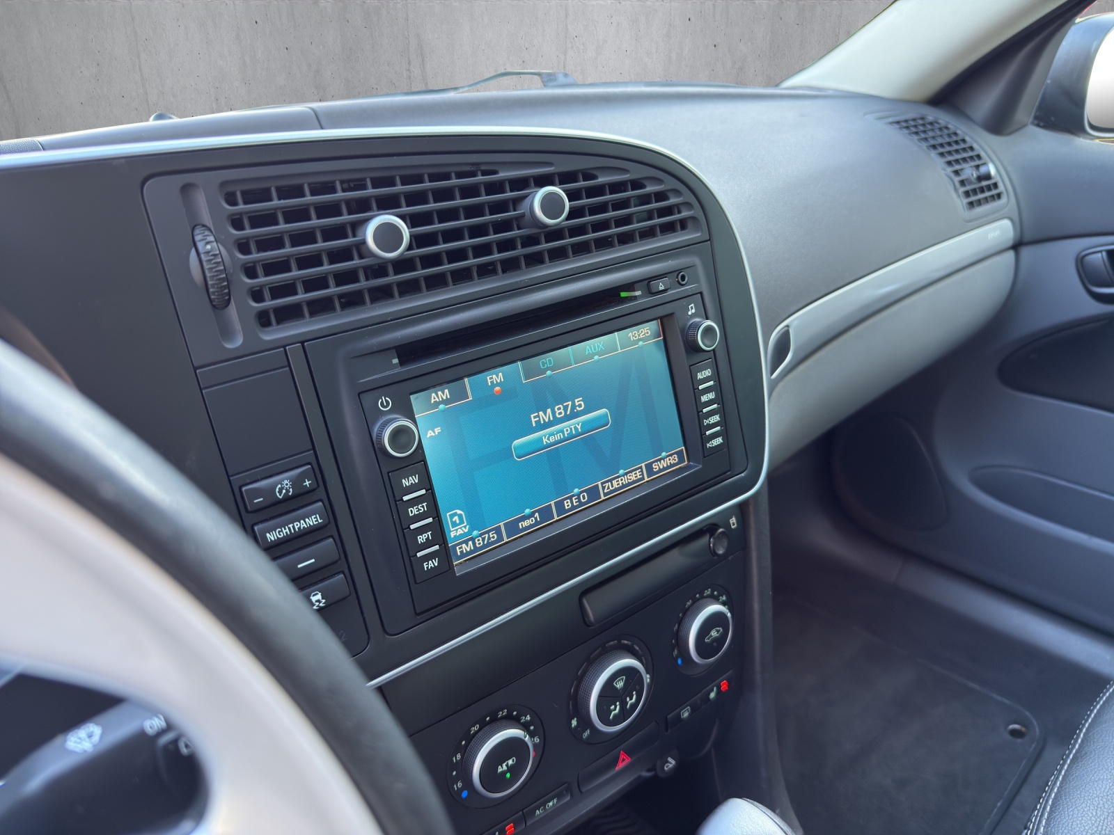 SAAB 9-3 2.8T V6 Aero-image-13