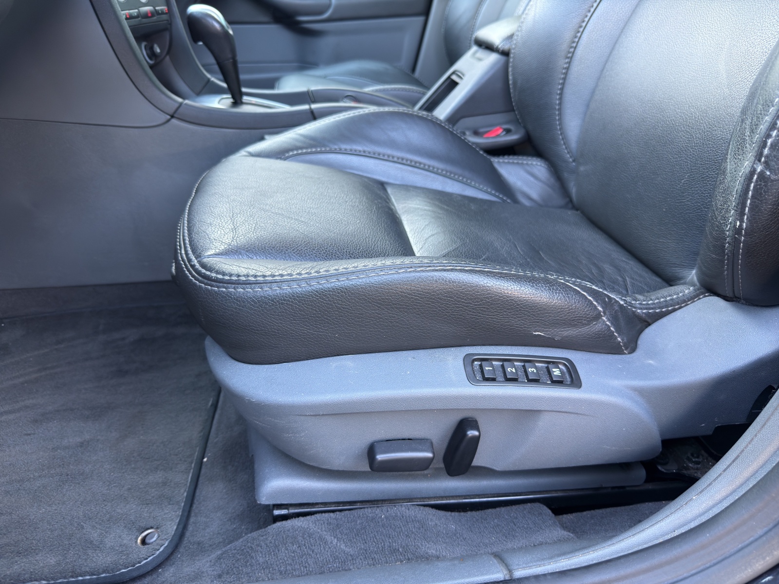 SAAB 9-3 2.8T V6 Aero-image-9