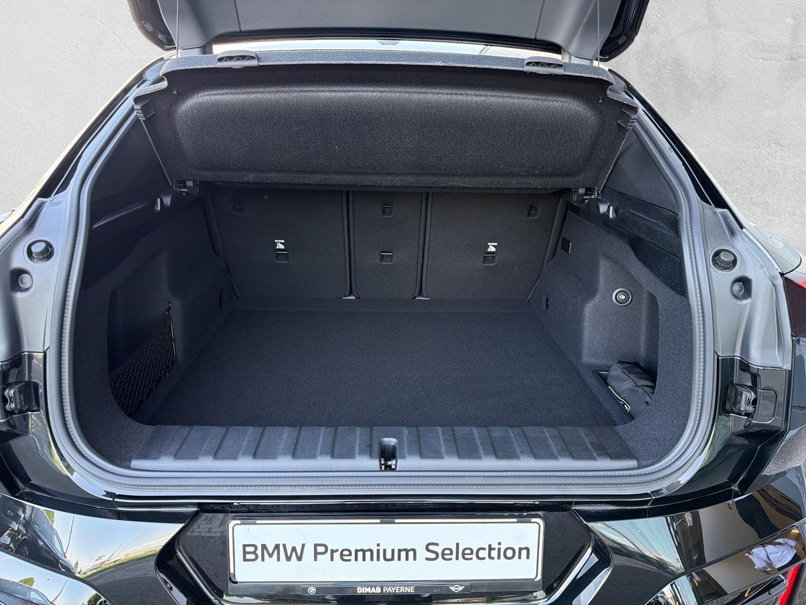 BMW iX2 30 M Sport xDrive U10 (CH) AHK ** Leasing à 0.9% ** Roues hiver incluse **-image-10