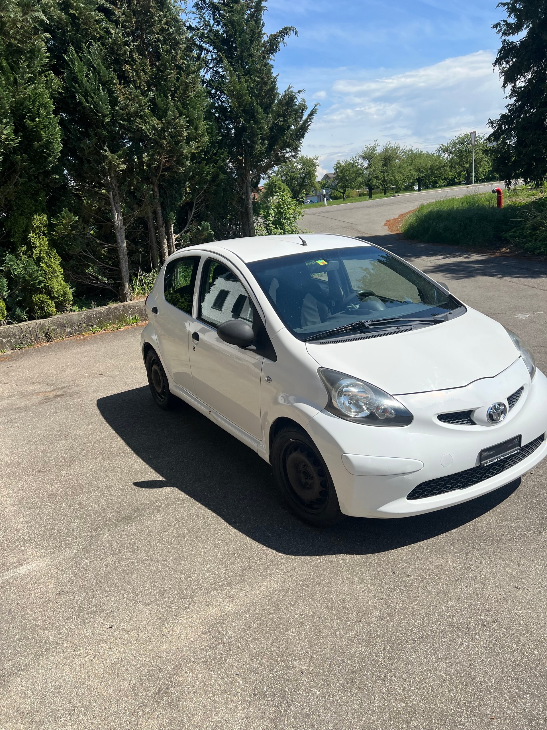 TOYOTA Aygo 1.0 Linea Terra-image-1