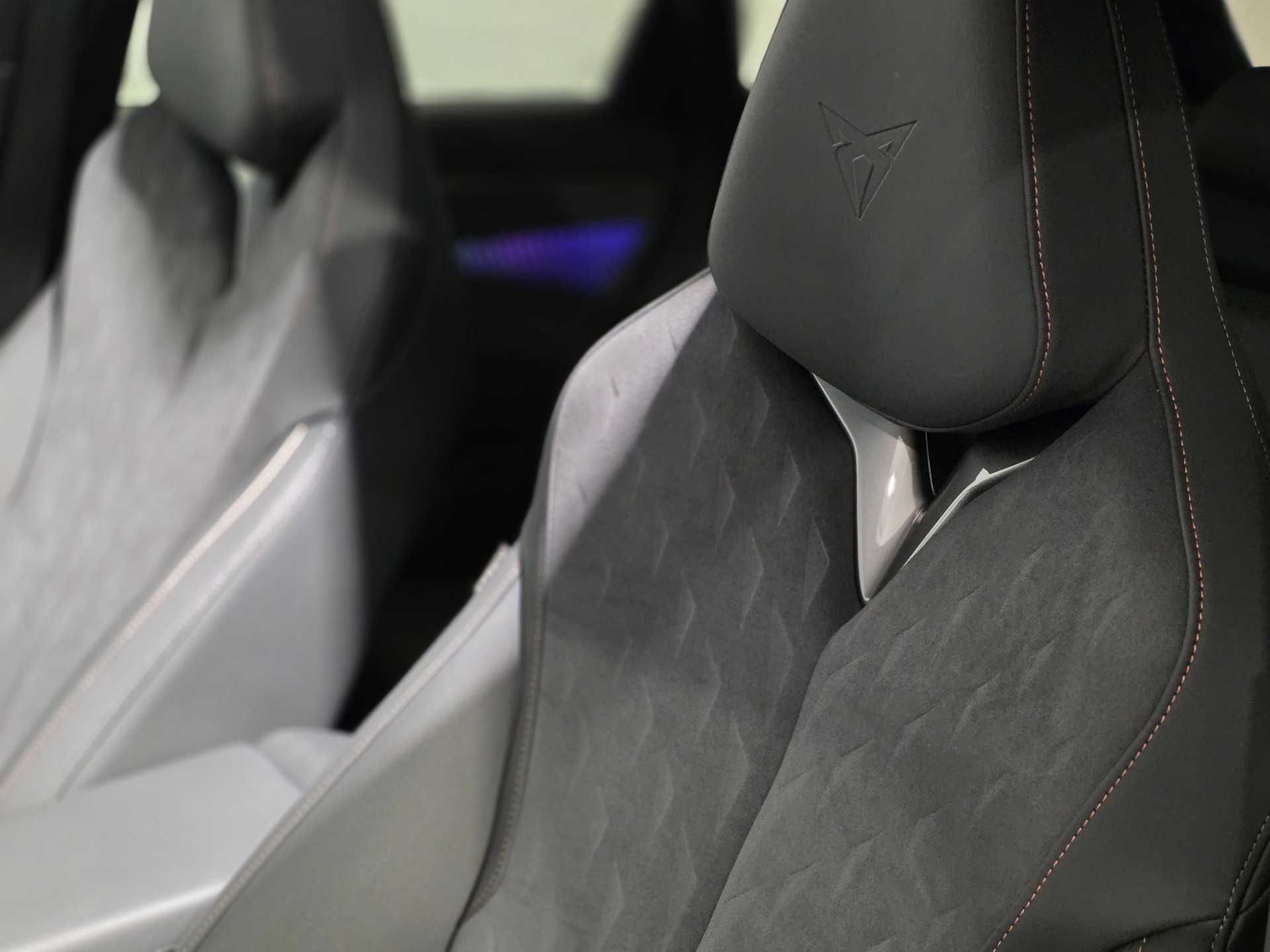 CUPRA Terramar 2.0 TSI DSG 4Drive VZ-image-17