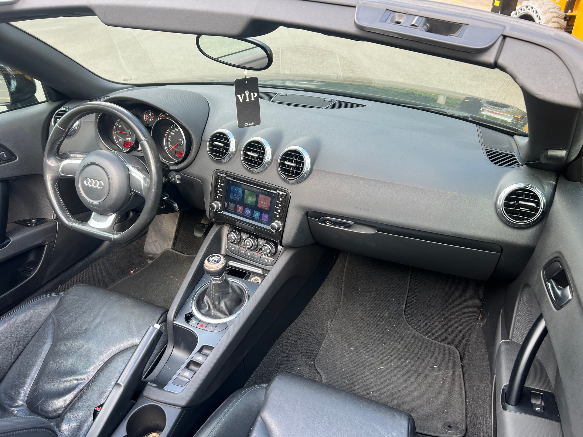 AUDI TT Roadster 2.0 TFSI-image-12
