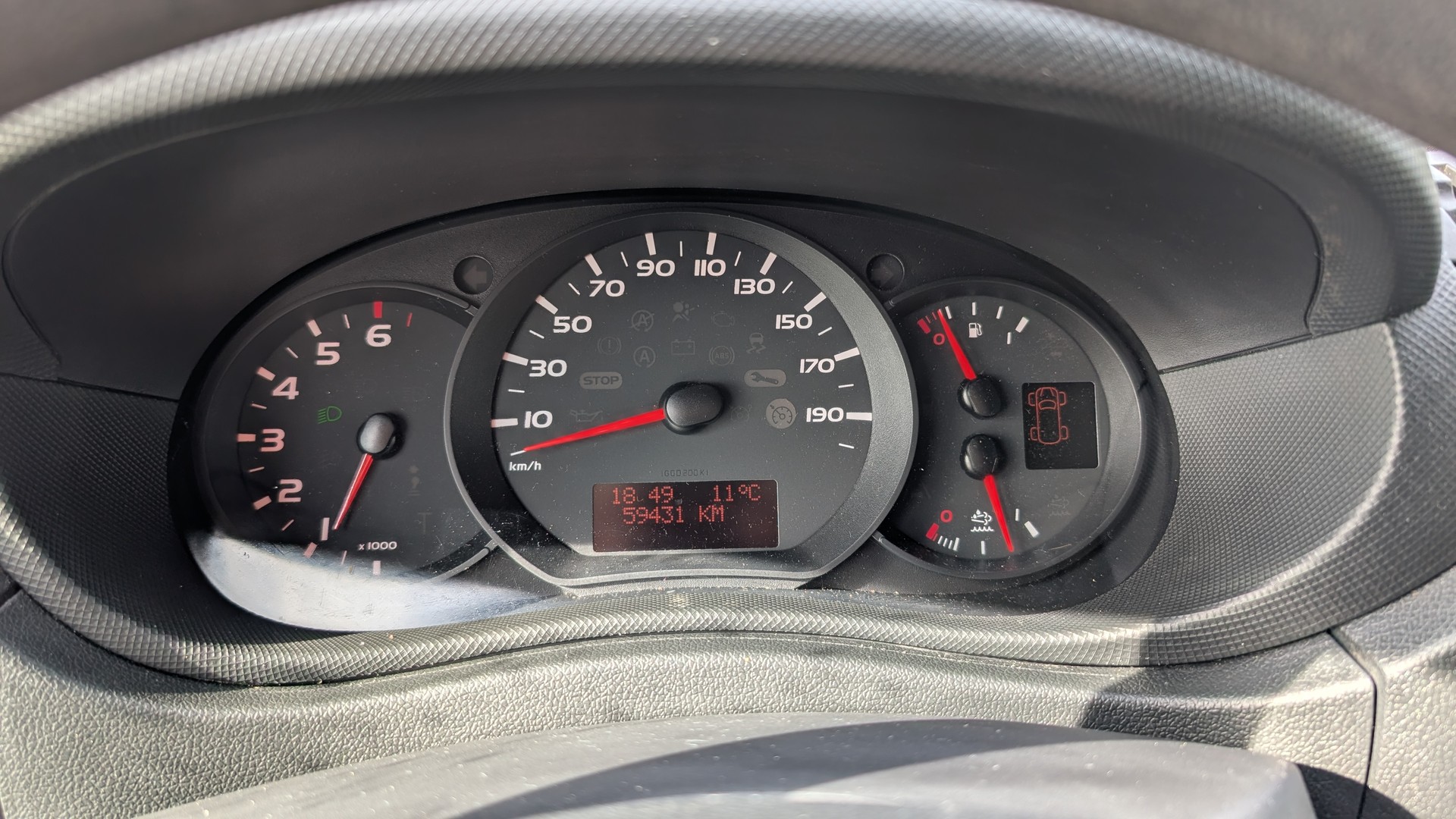 RENAULT Master T35 2.3dCi 130 L3H3-image-1
