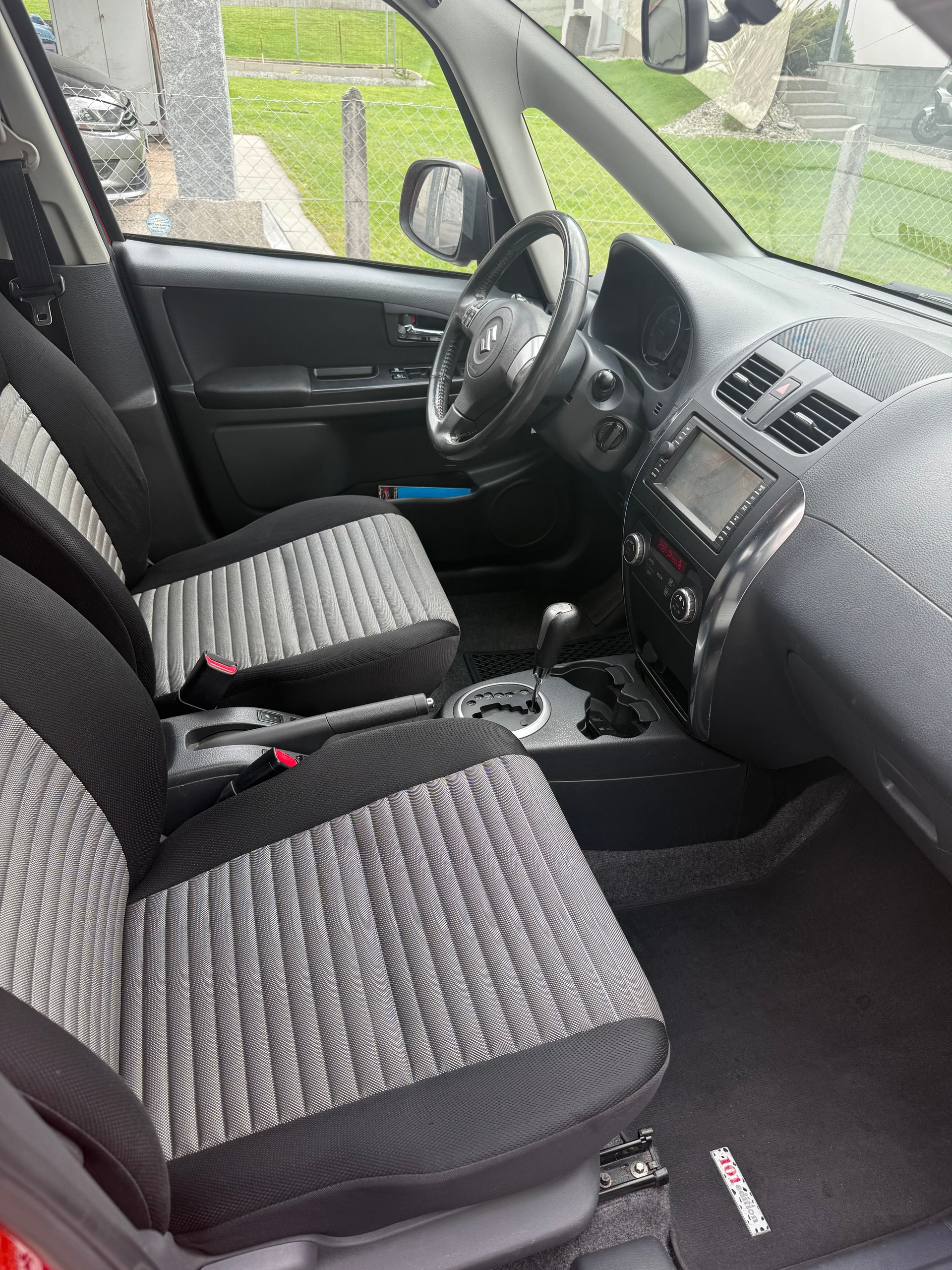 SUZUKI SX4 1.6 16V GL Top Piz Sulai 4WD Automatic-image-13
