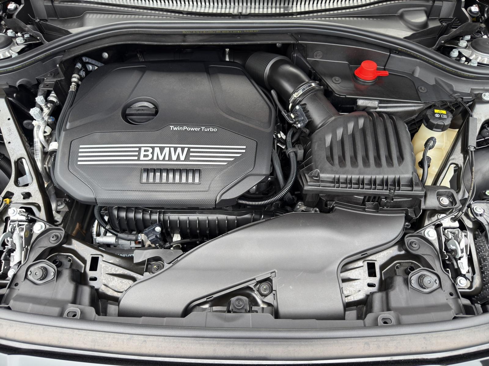 BMW 118i-image-19
