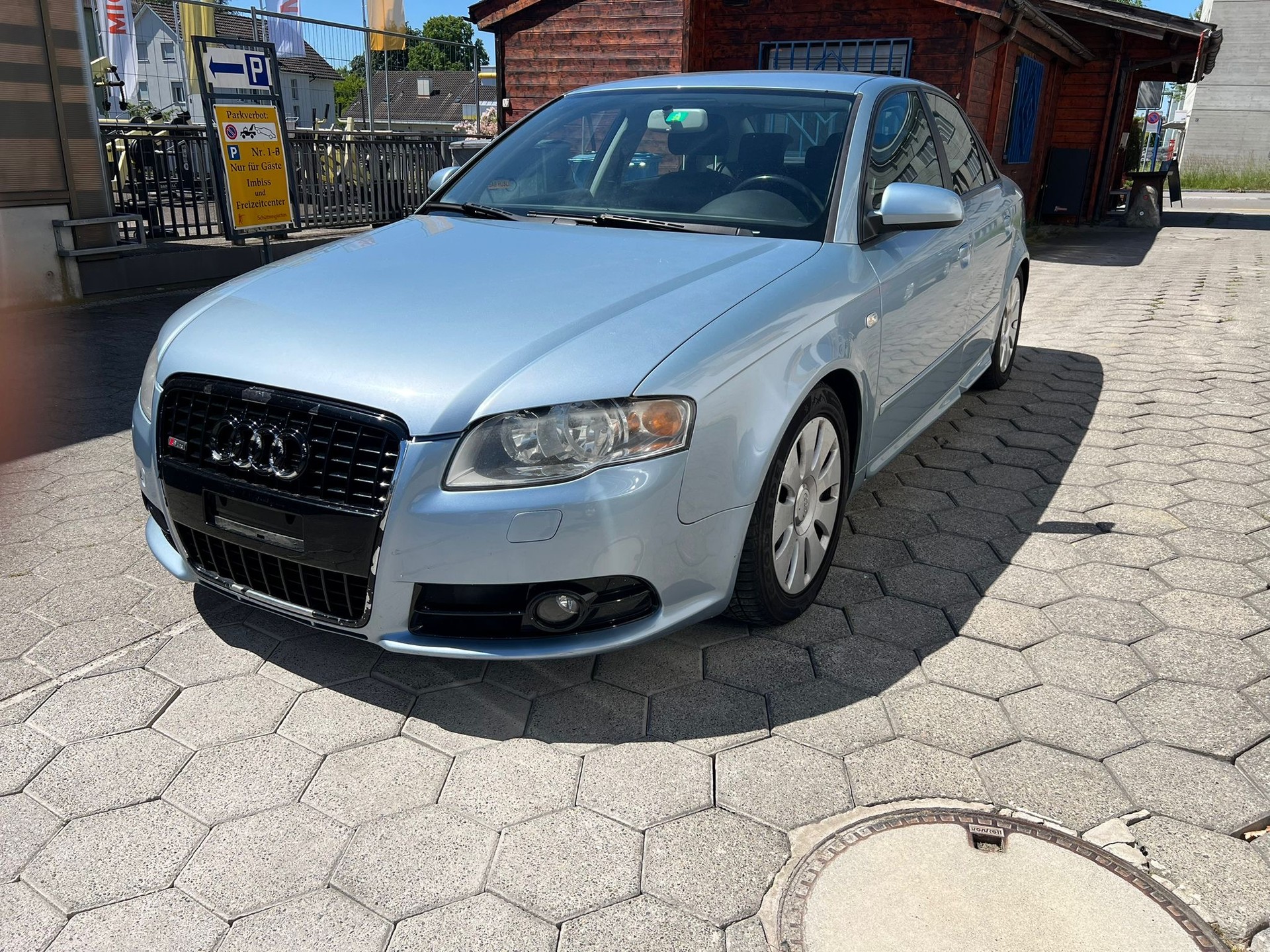 AUDI A4 Limousine 2.0 Turbo FSI