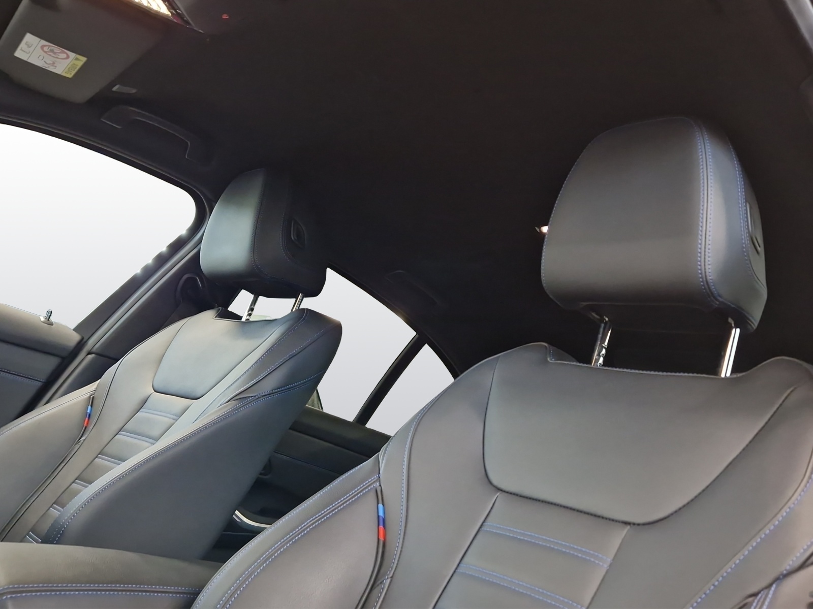 BMW 330d xDrive Limousine 48V M Sport-image-17