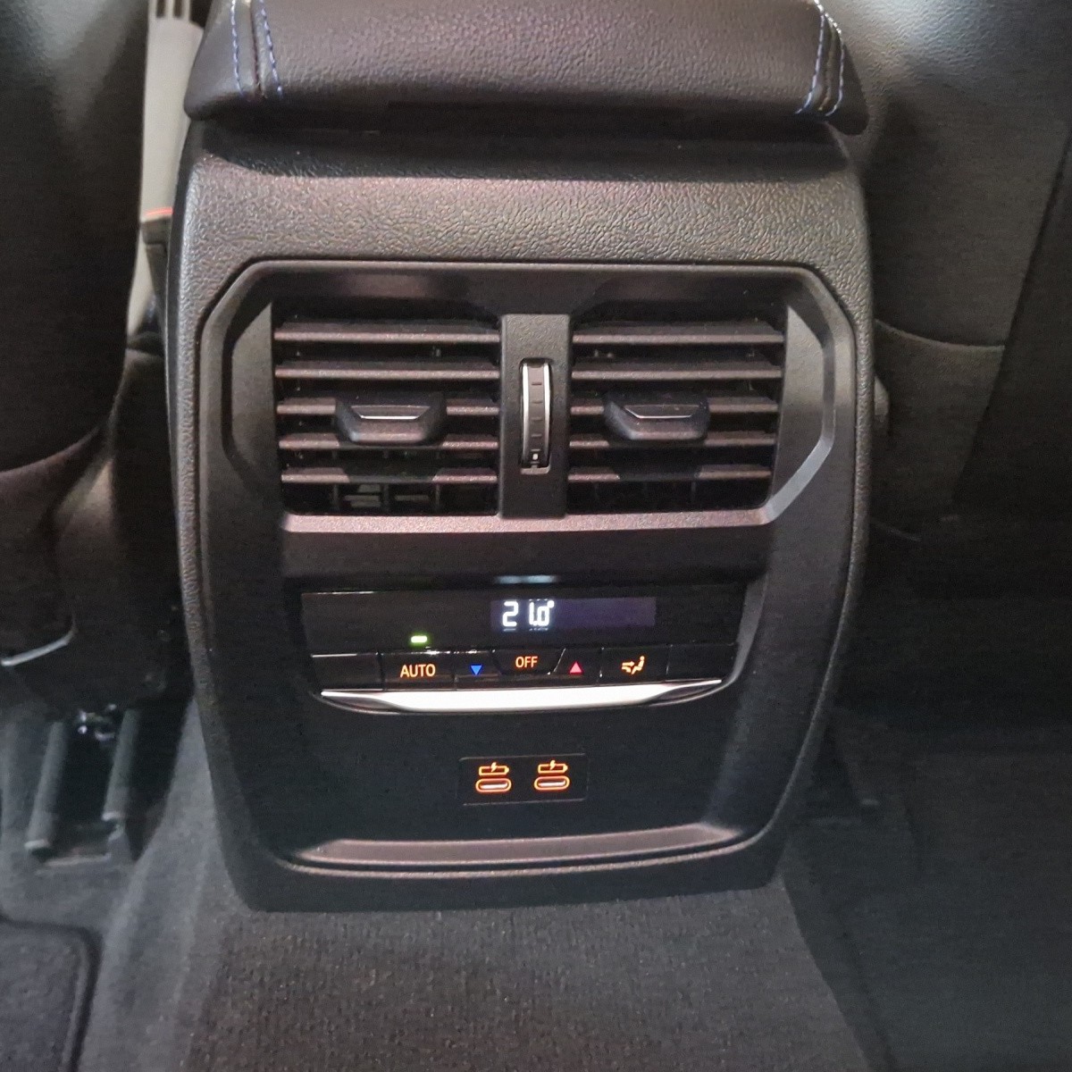 BMW 330d xDrive Limousine 48V M Sport-image-22