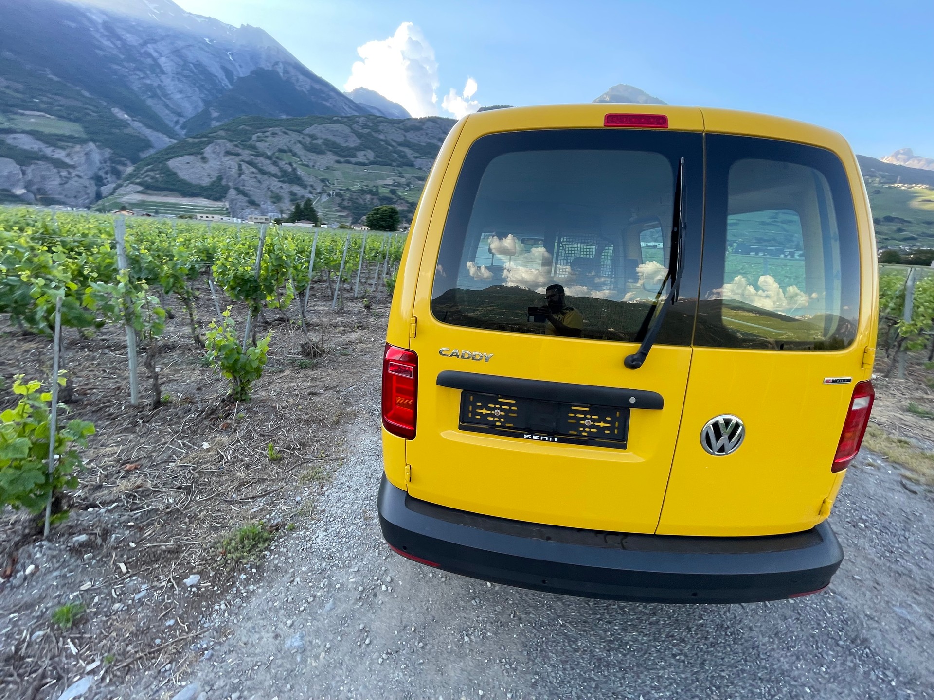 VW Caddy Maxi 2.0TDI 4Motion BlueMotion Technology-image-10