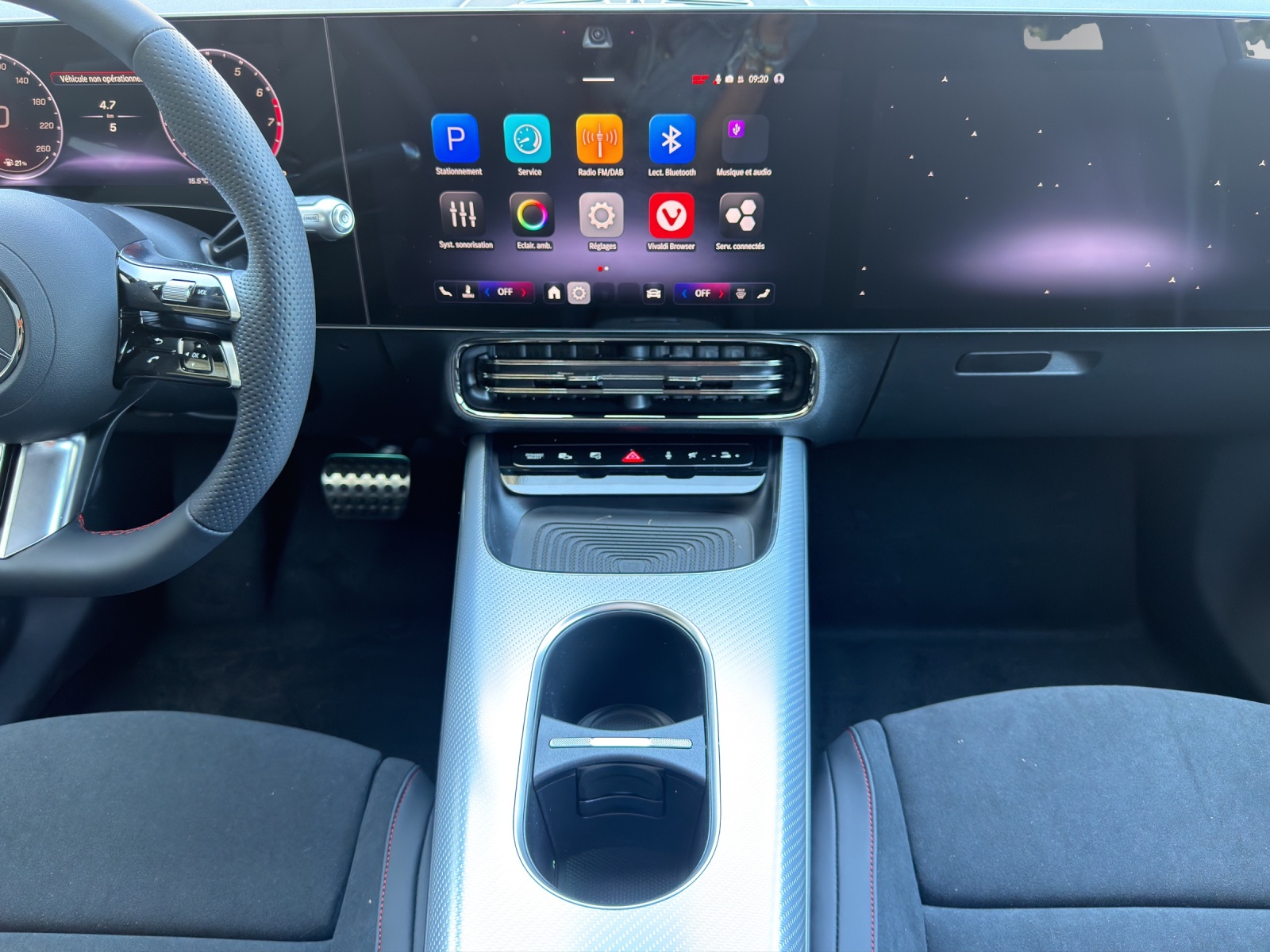 MERCEDES-BENZ CLA 220 8G-DCT 4Matic-image-14