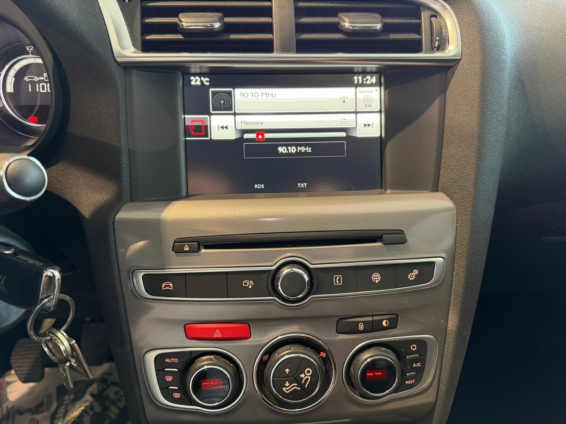 CITROEN C4 1.6 BlueHDi Feel-image-13