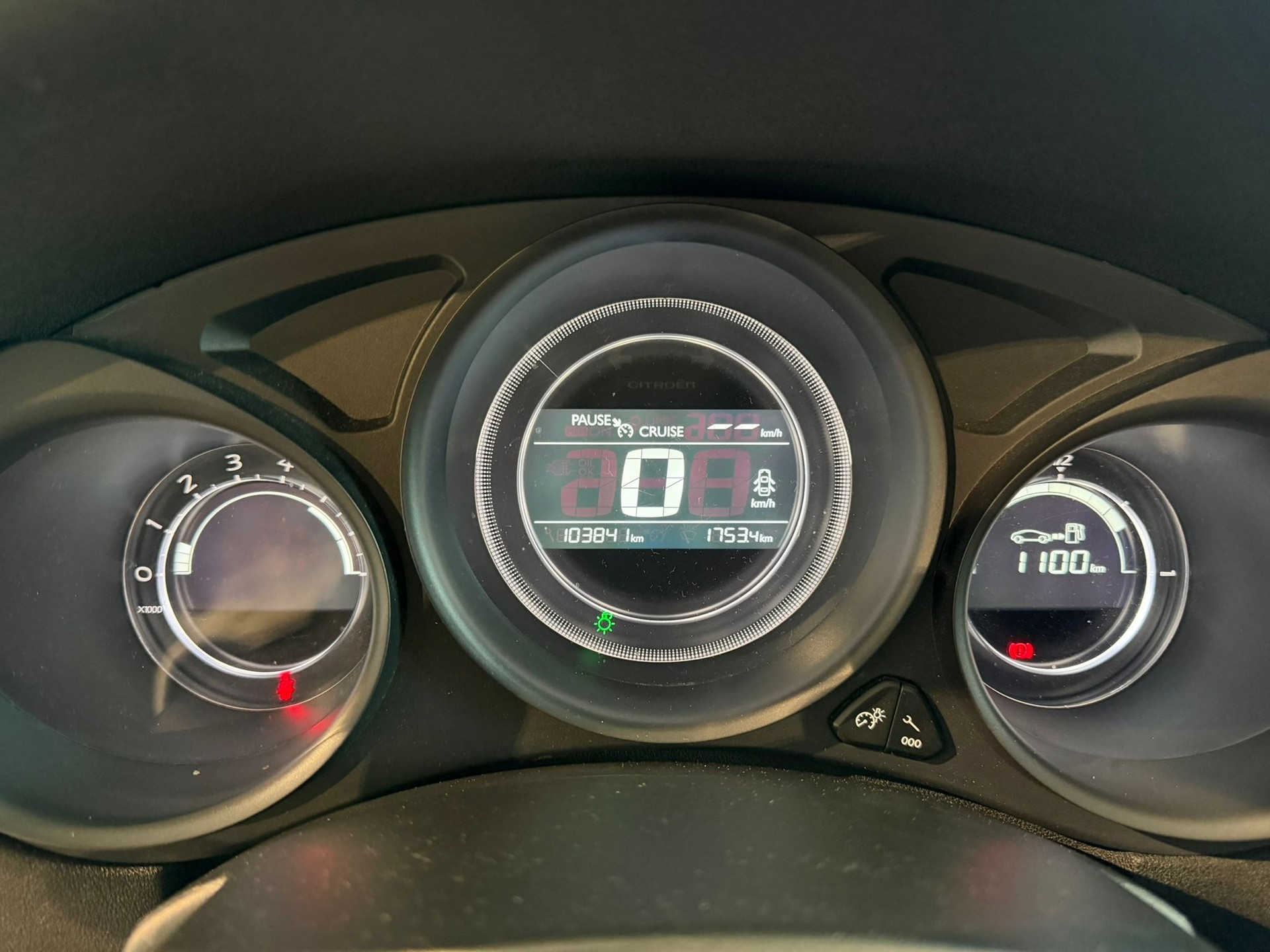 CITROEN C4 1.6 BlueHDi Feel-image-12