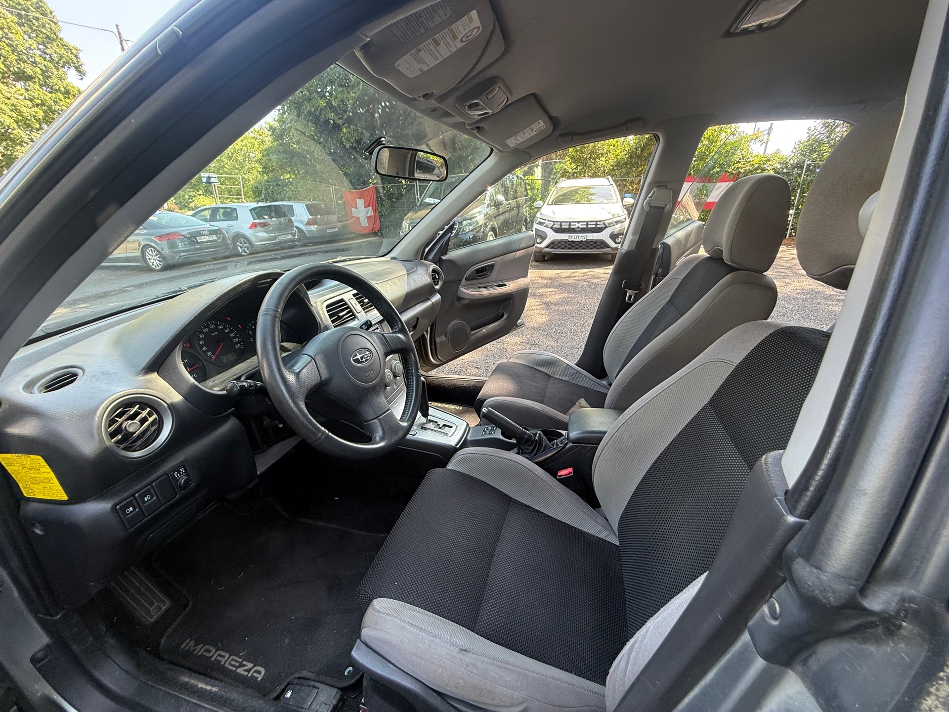 SUBARU Impreza 2.0R-image-9