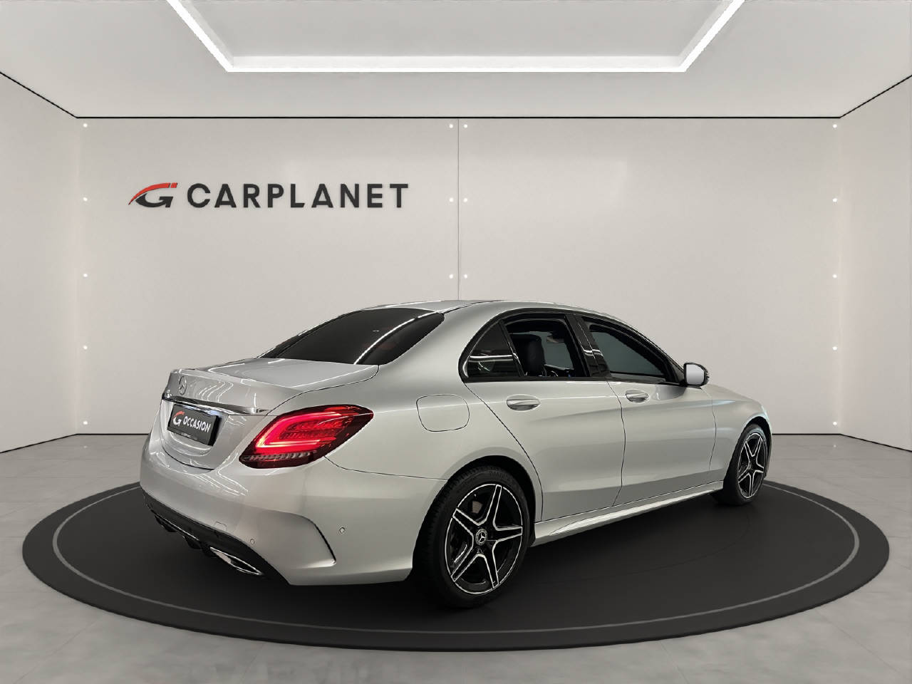 MERCEDES-BENZ C 220 d AMG Line 4matic-image-4