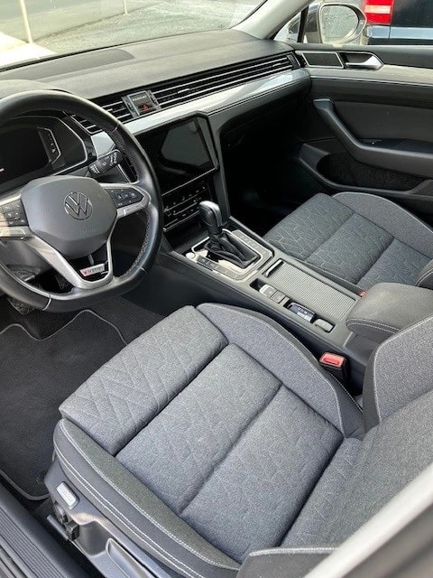 VW Passat 2.0 TDI BMT Business DSG-image-4