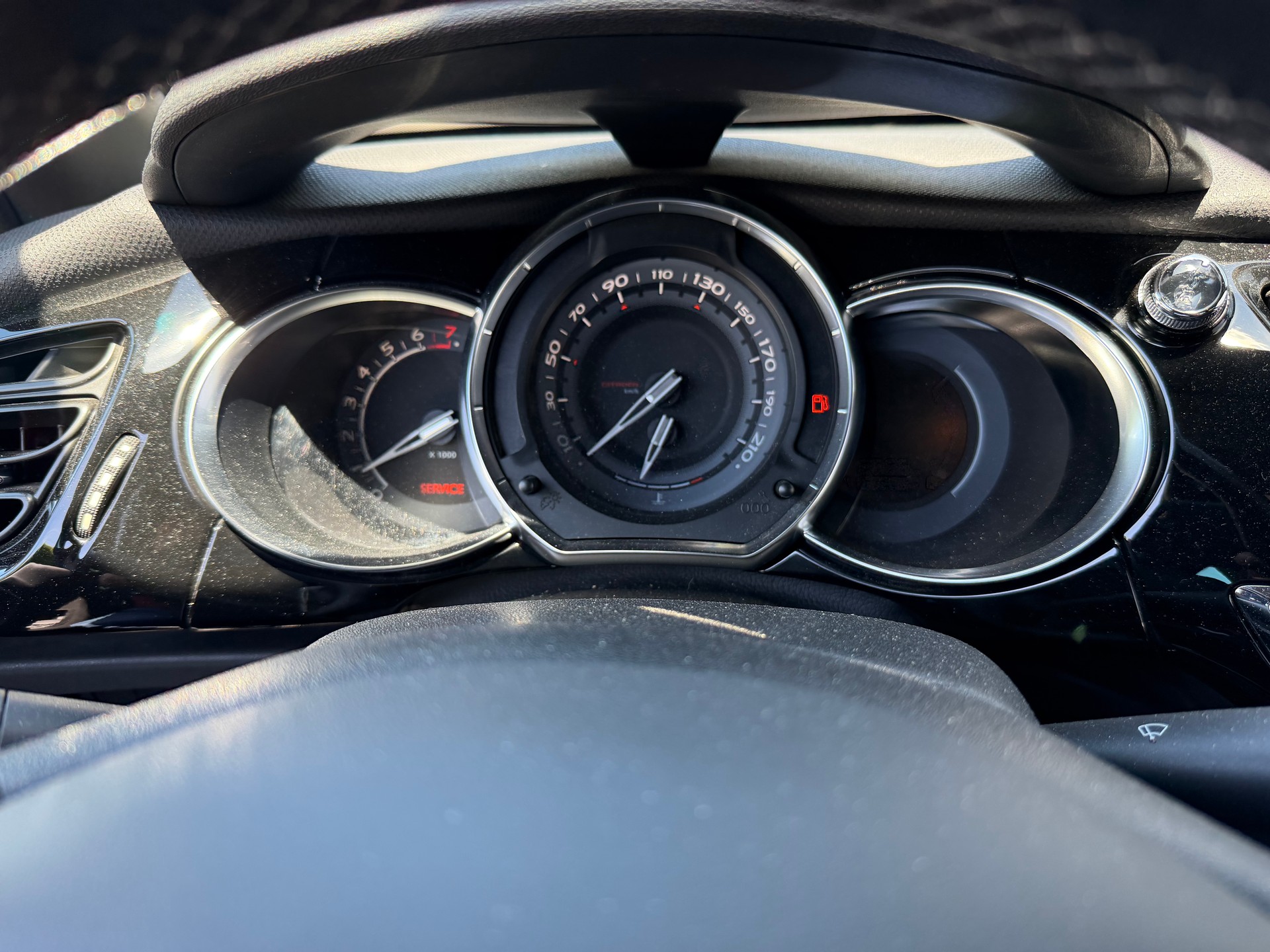 DS AUTOMOBILES DS3 1.6 VTi SO Chic-image-14