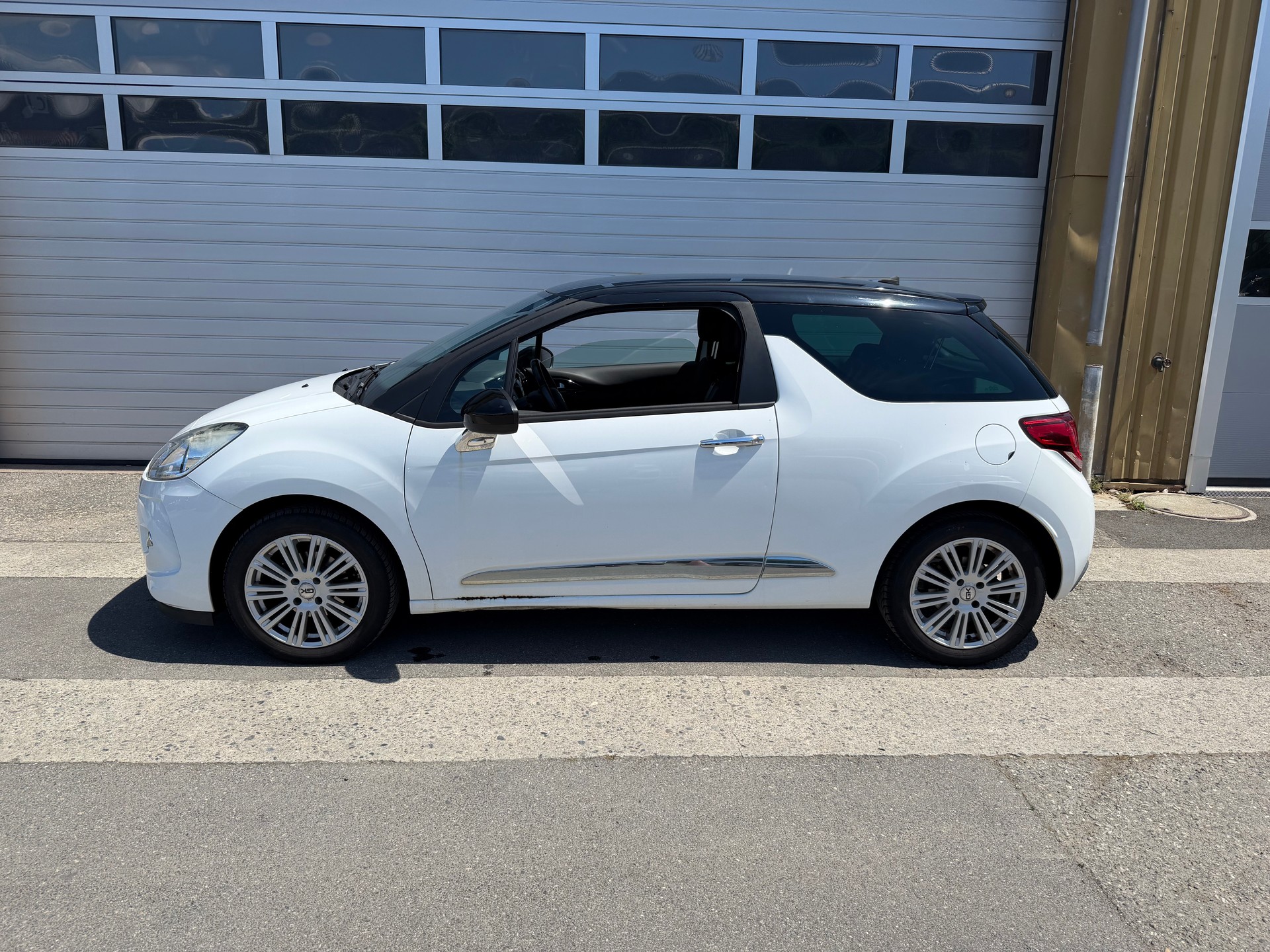 DS AUTOMOBILES DS3 1.6 VTi SO Chic-image-2