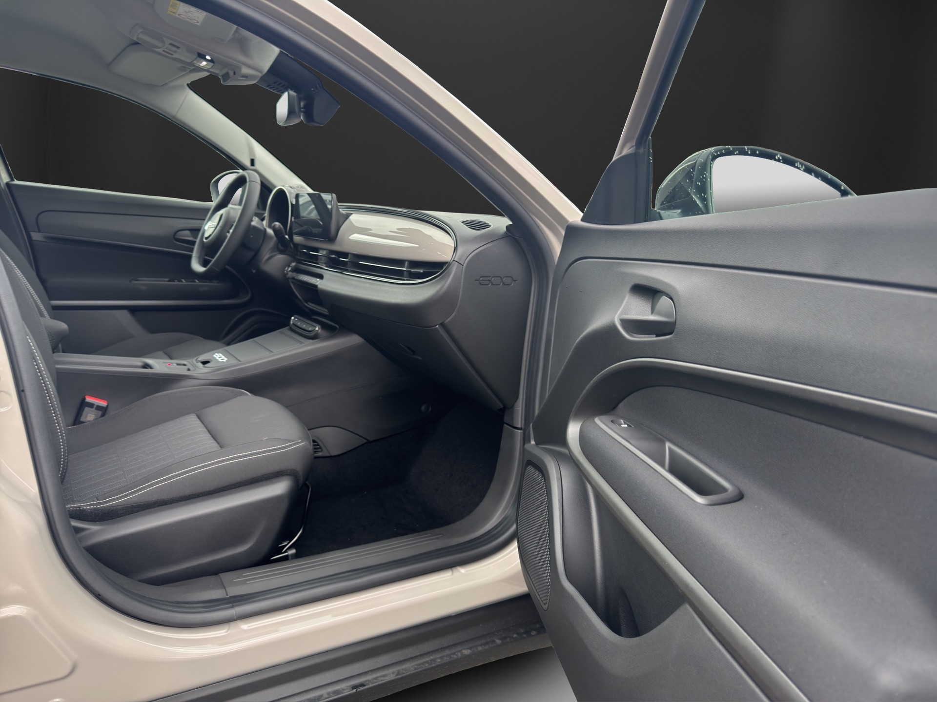 FIAT 600h Mild Hybrid Icon Swiss Edition-image-16