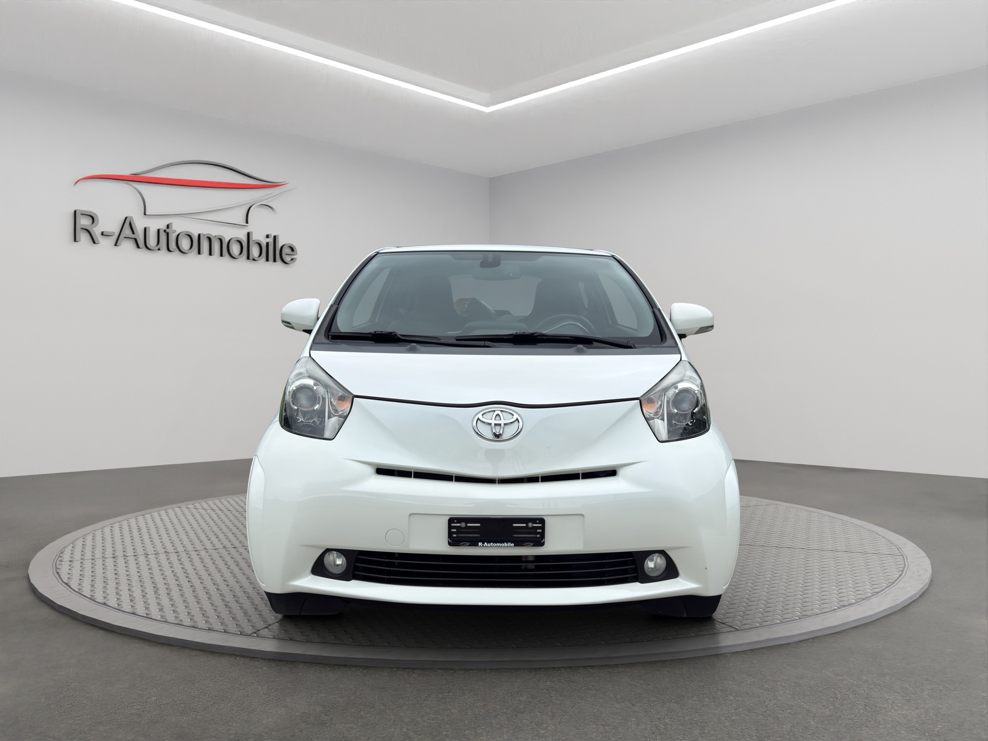 TOYOTA iQ 1.33 Dual VVT-i Multidrive-image-7