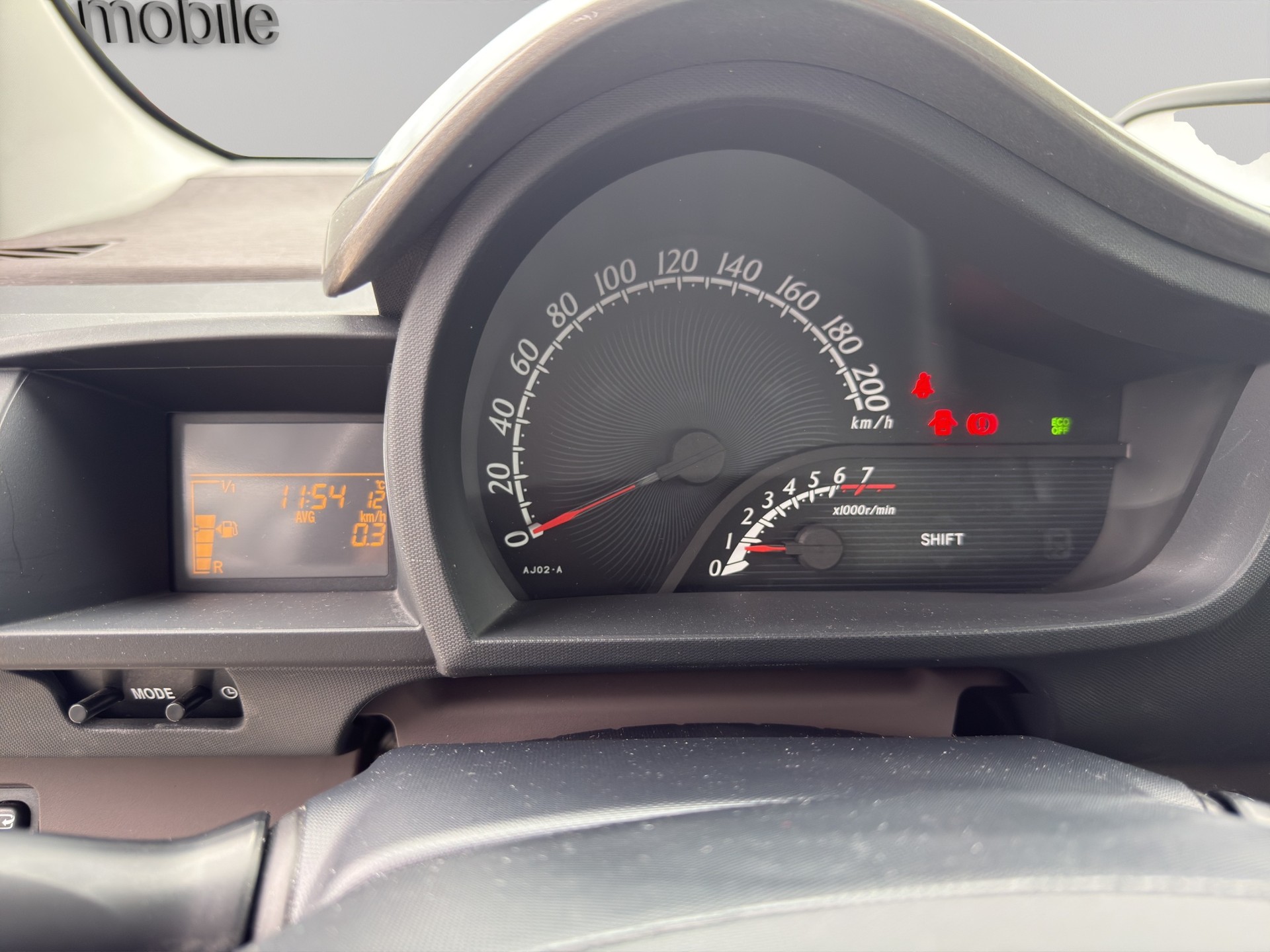TOYOTA iQ 1.33 Dual VVT-i Multidrive-image-10