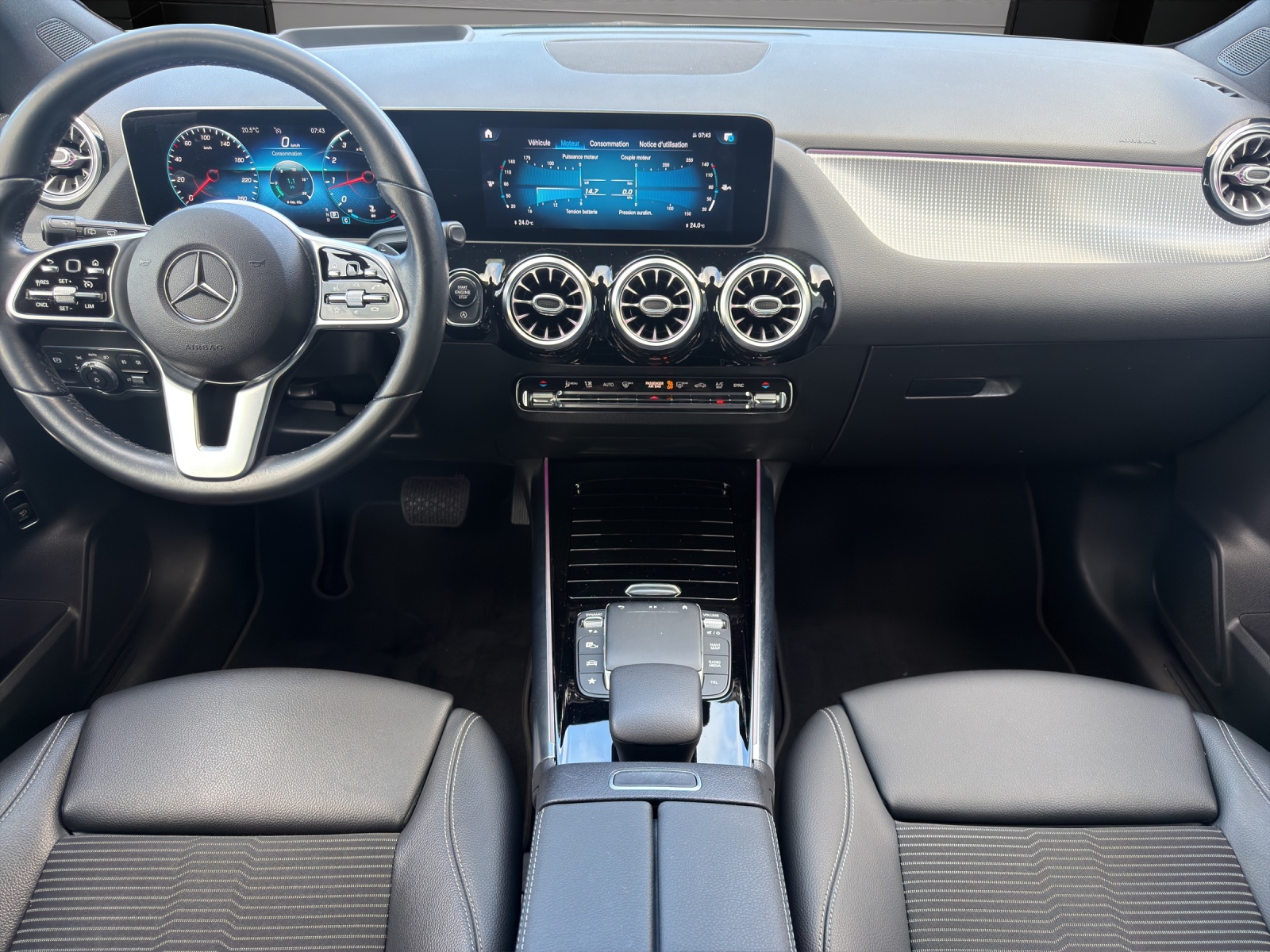 MERCEDES-BENZ GLA 250 Progressive4Matic-image-6
