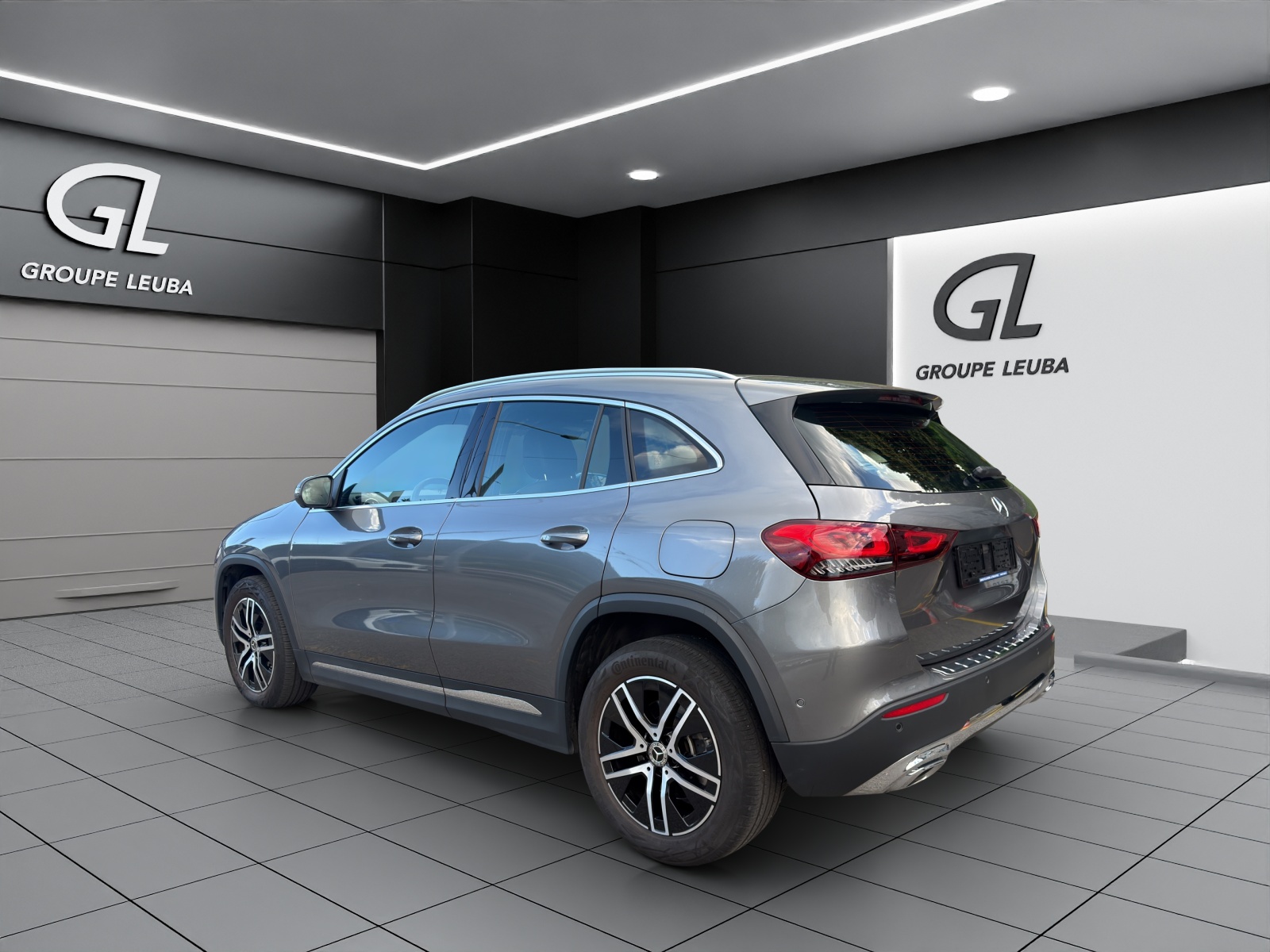 MERCEDES-BENZ GLA 250 Progressive4Matic-image-3