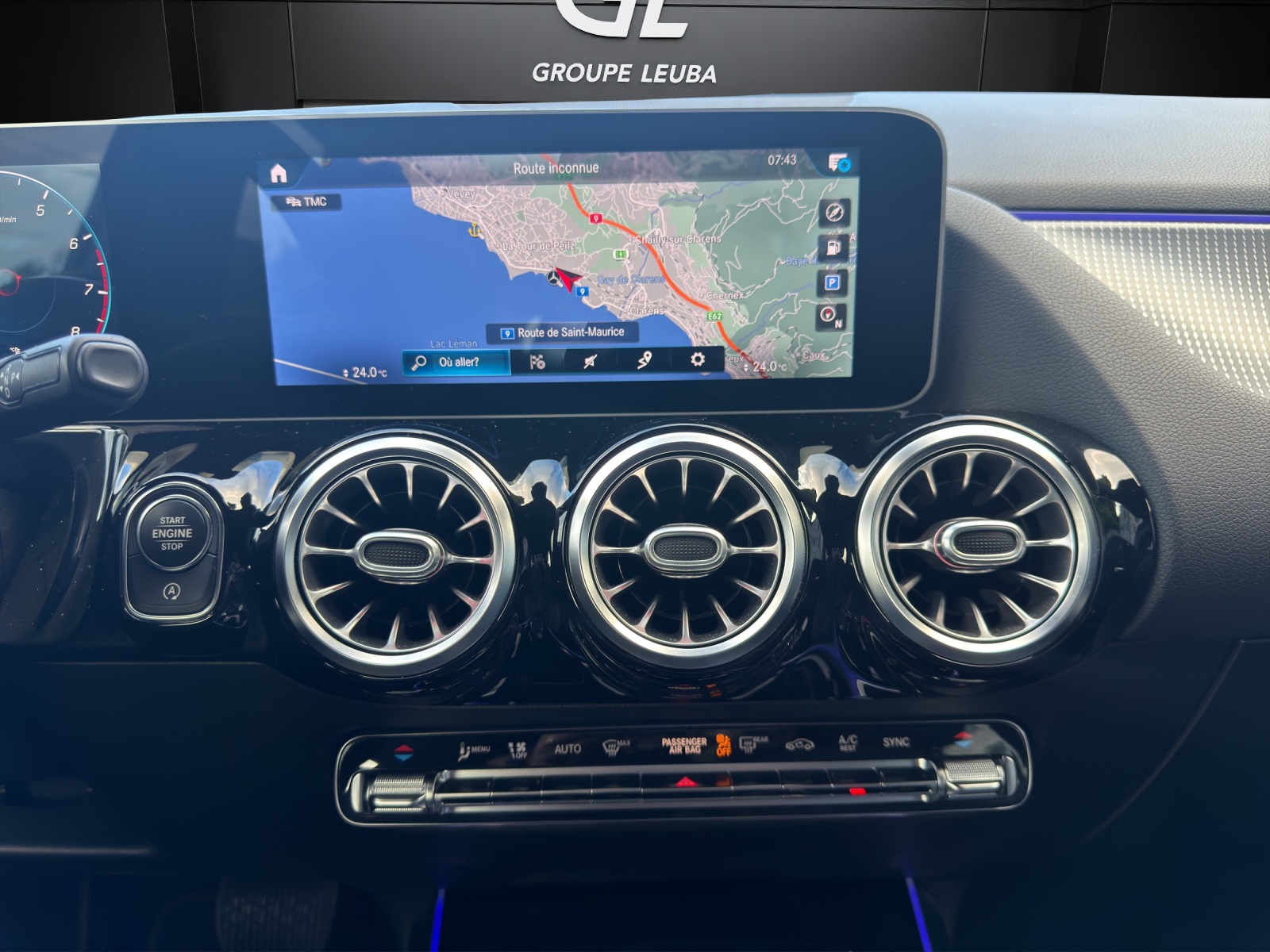 MERCEDES-BENZ GLA 250 Progressive4Matic-image-11