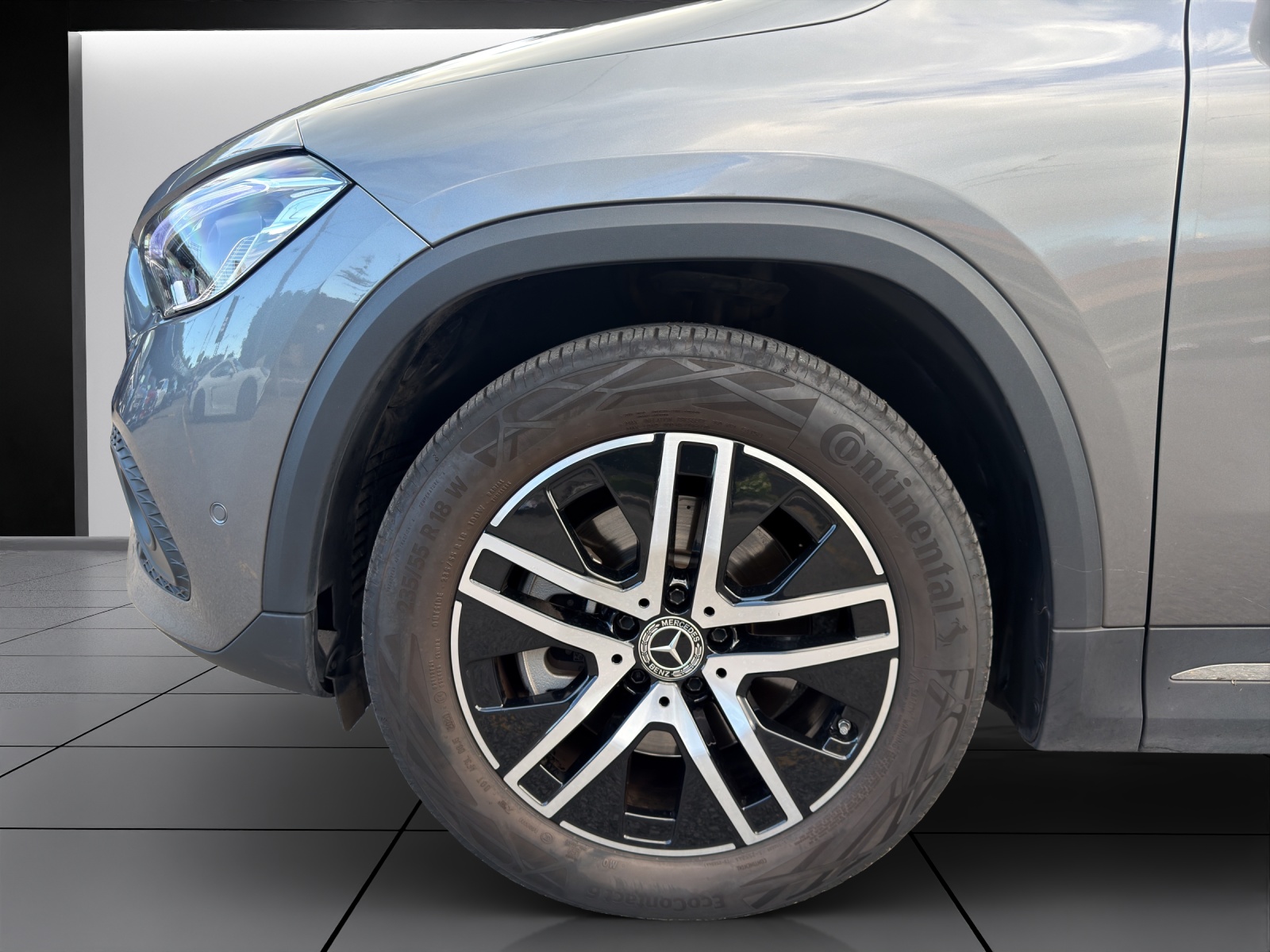 MERCEDES-BENZ GLA 250 Progressive4Matic-image-5