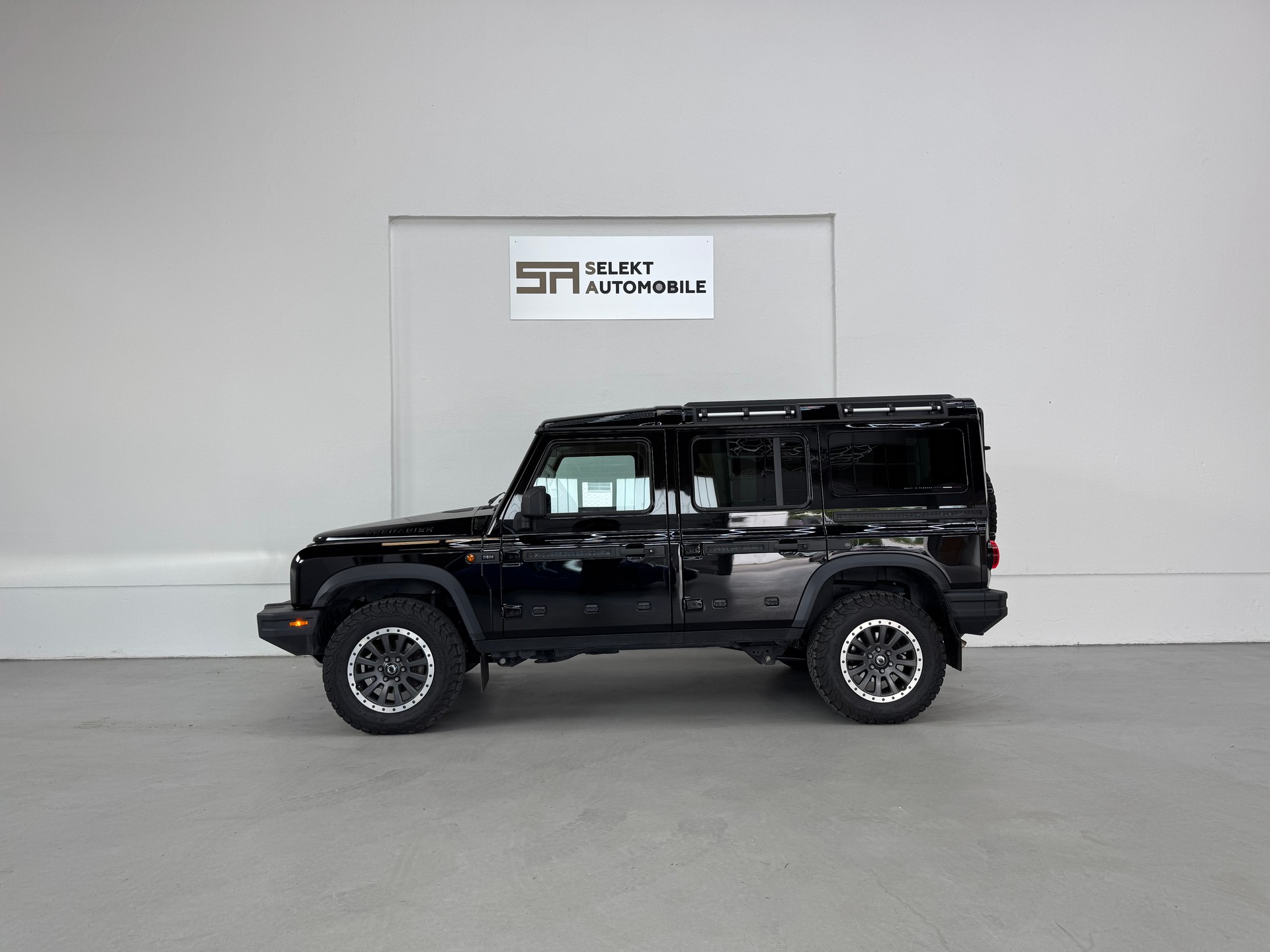 INEOS Grenadier 3.0D Fieldmaster Edition-showroom-element-3