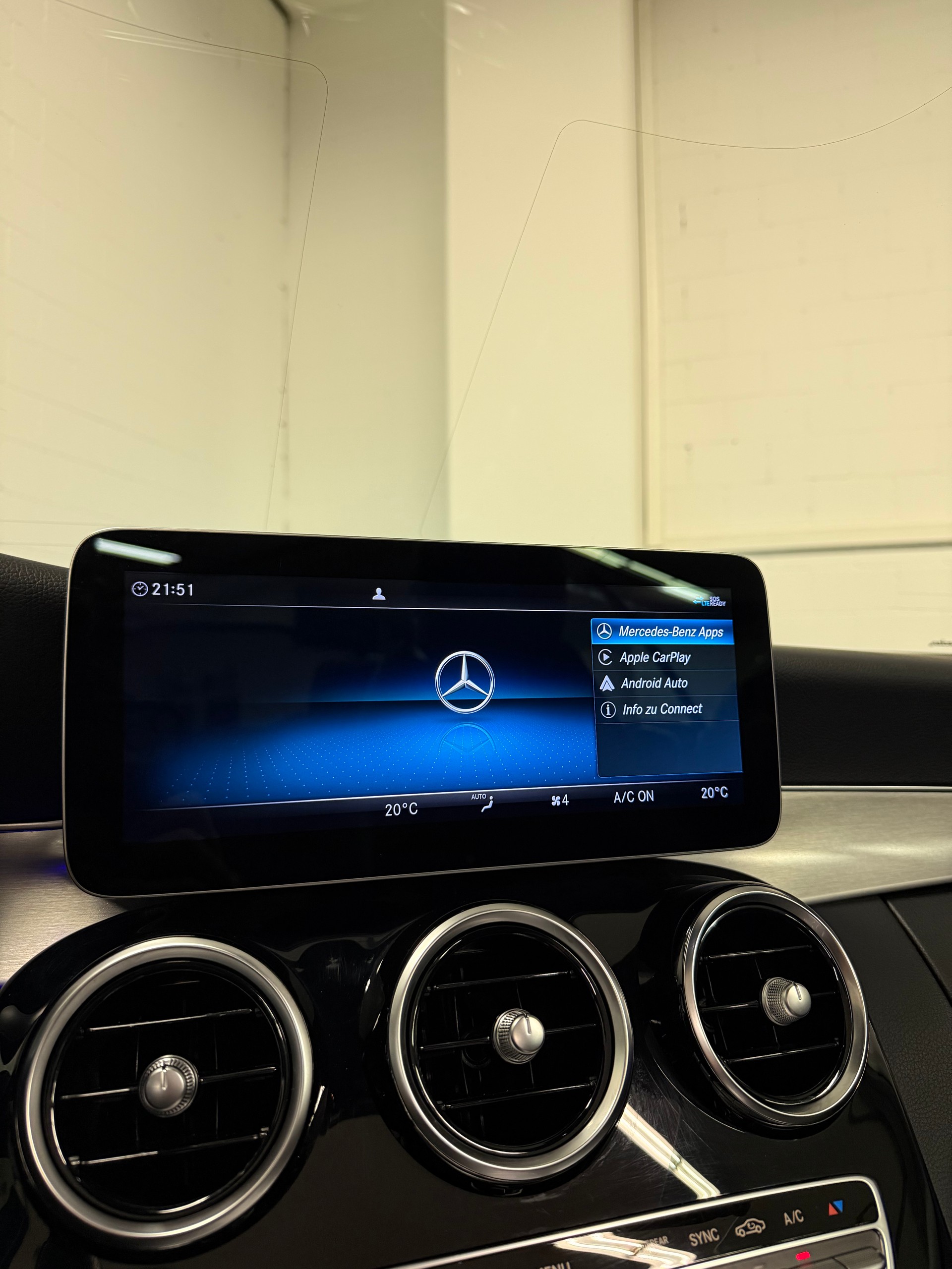 MERCEDES-BENZ C 200 AMG Line Cabriolet 9G-Tronic-image-8