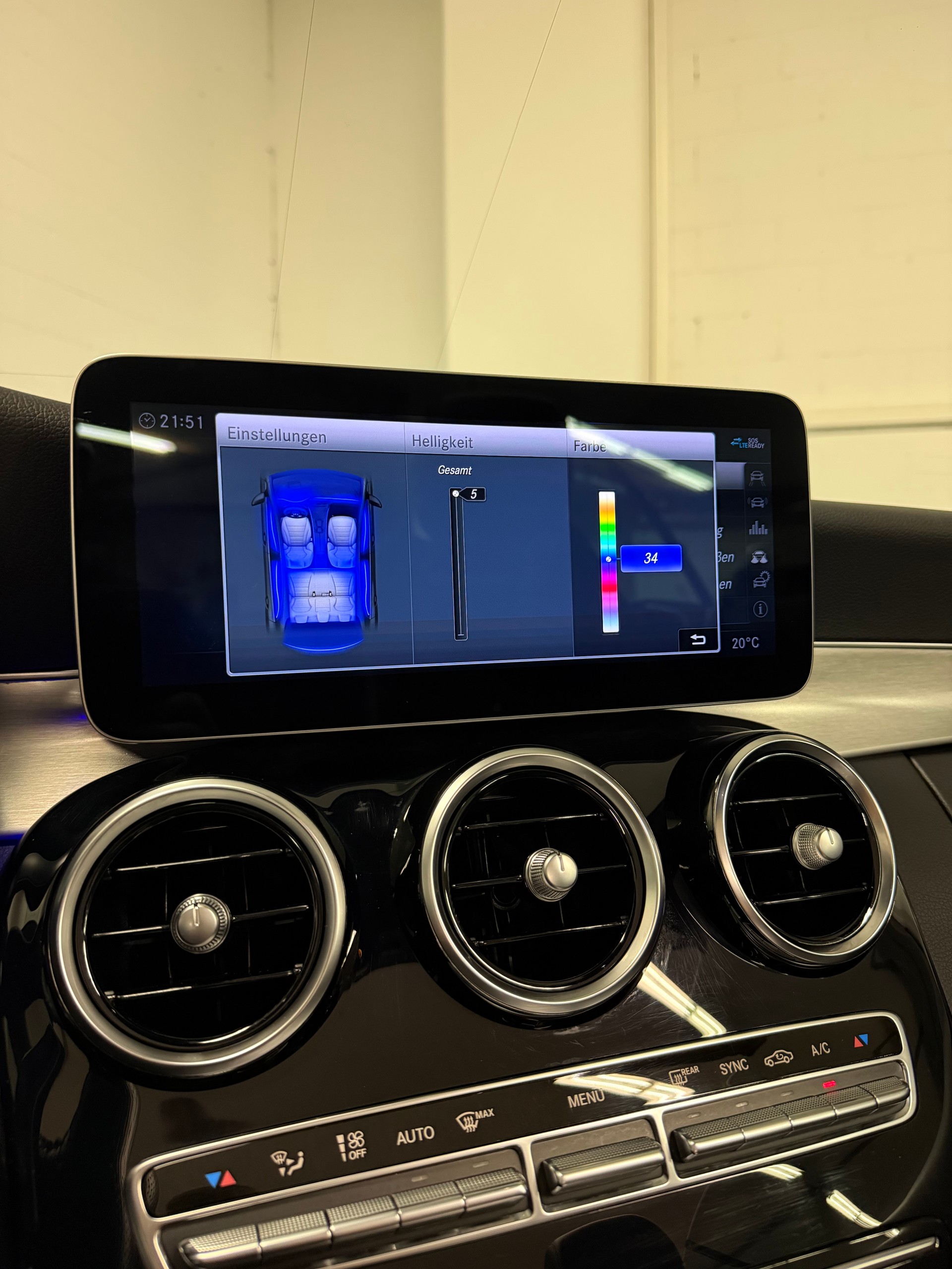 MERCEDES-BENZ C 200 AMG Line Cabriolet 9G-Tronic-image-6